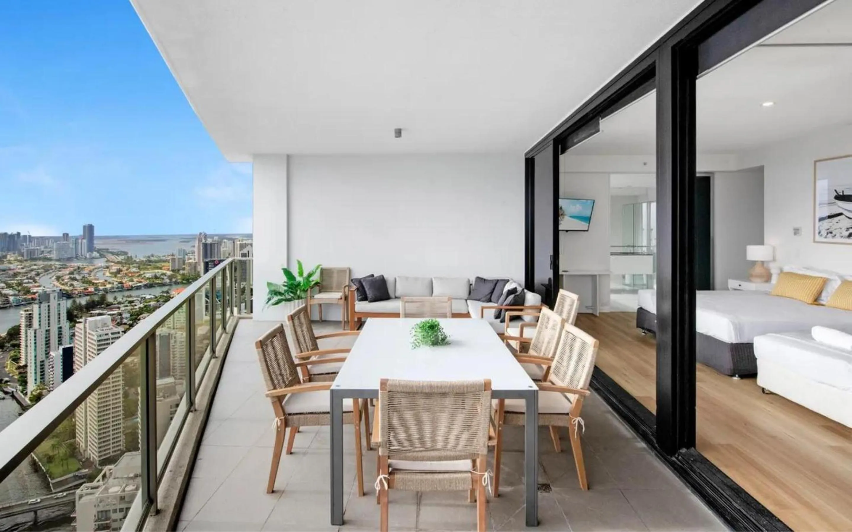 Balcony/Terrace in Circle on Cavill - QStay