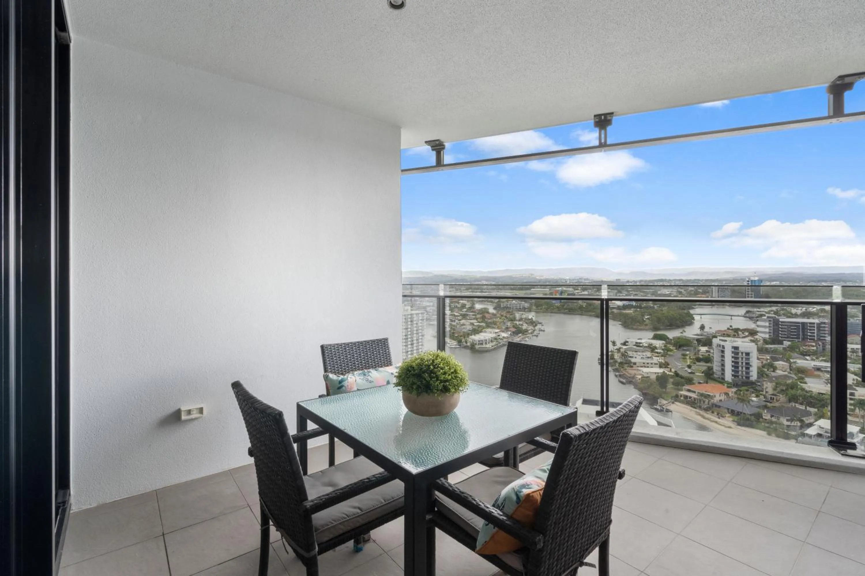 Balcony/Terrace in Circle on Cavill - QStay