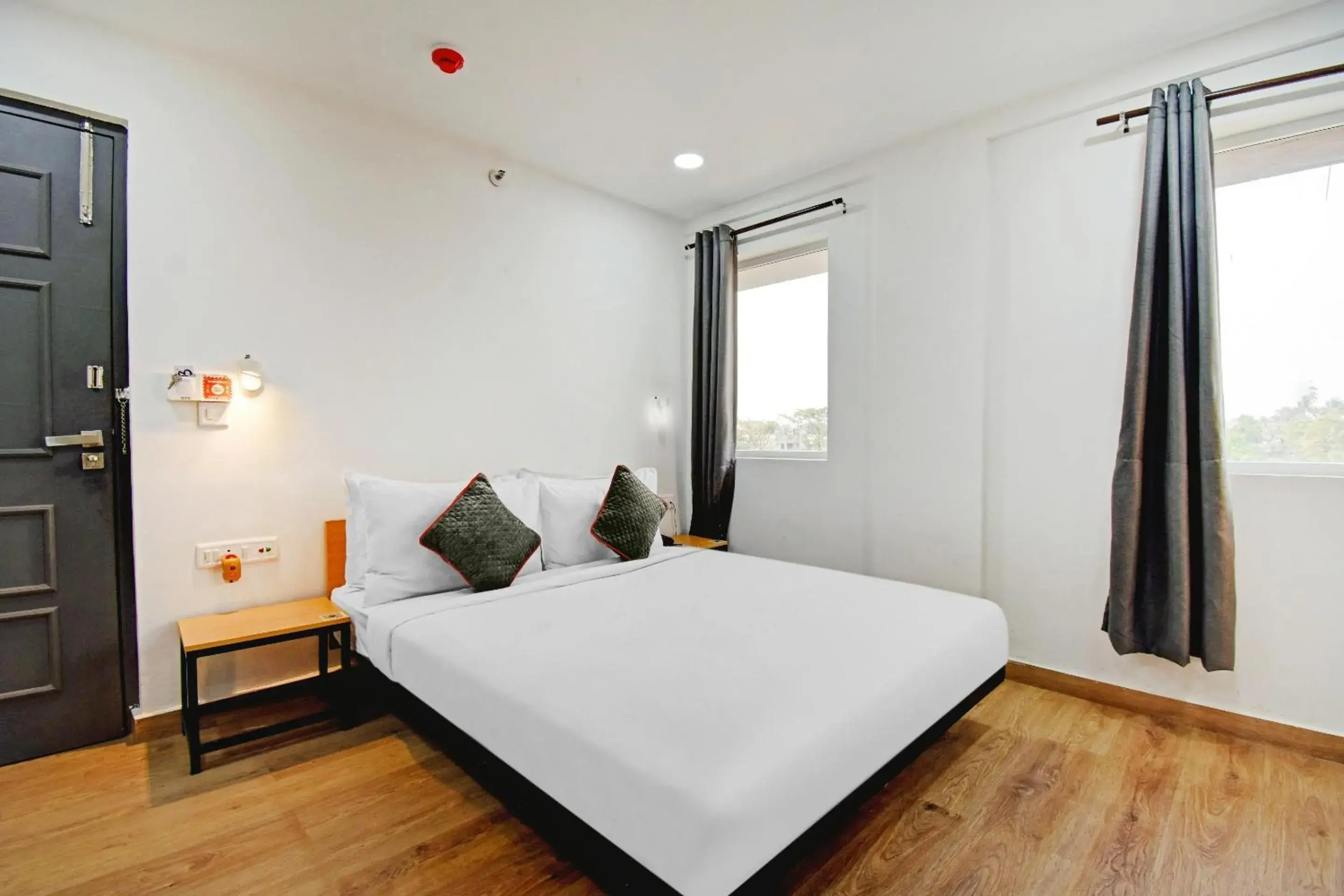 Standard Double Room - single occupancy in Super Townhouse The Royal Retreat Standard Double Room - single occupancy in Super Townhouse The Royal Retreat