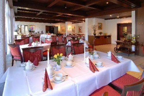 Restaurant/places to eat in HAK Hotel am Klostersee