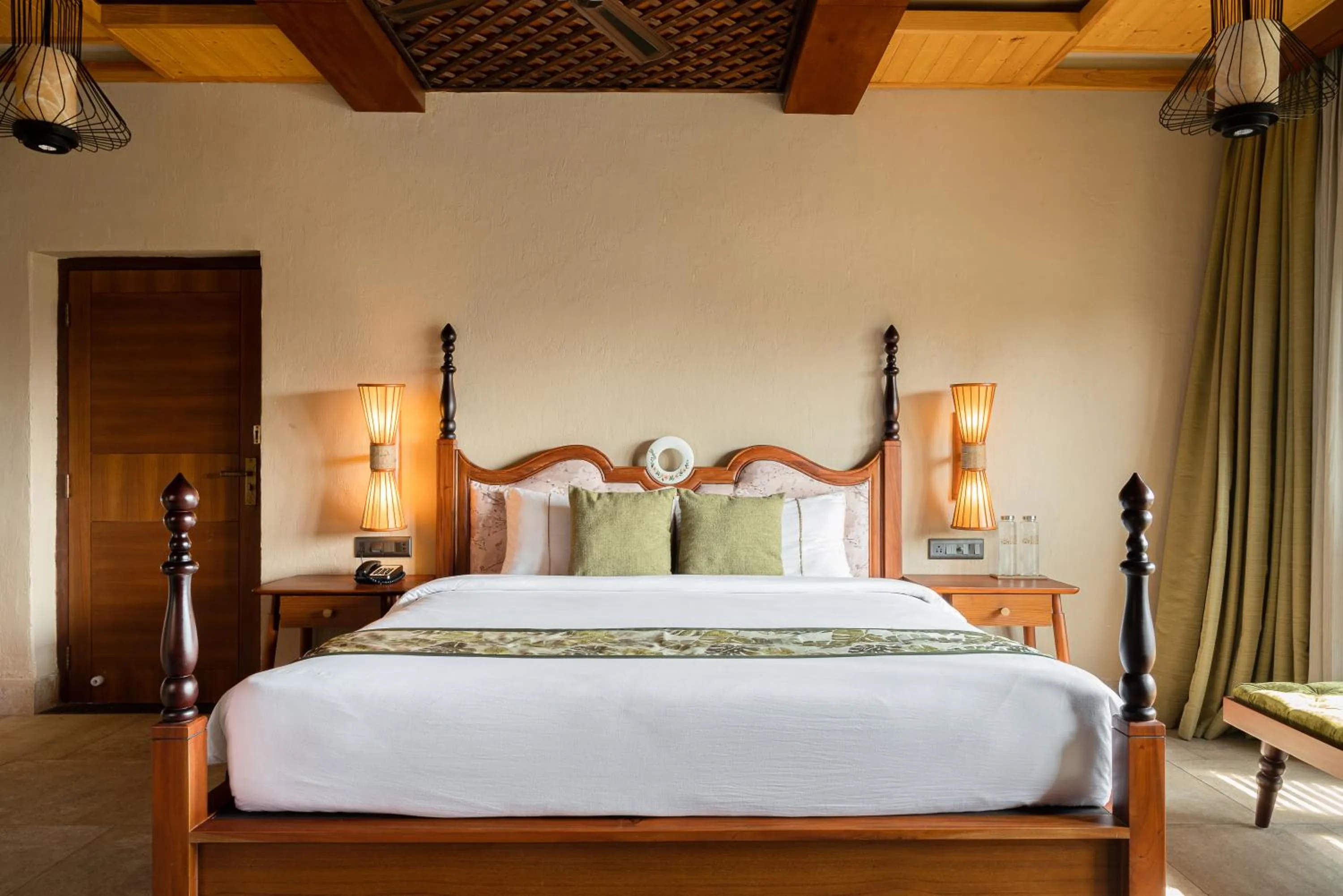 Bed in Hotel Sonar Bangla Sundarban