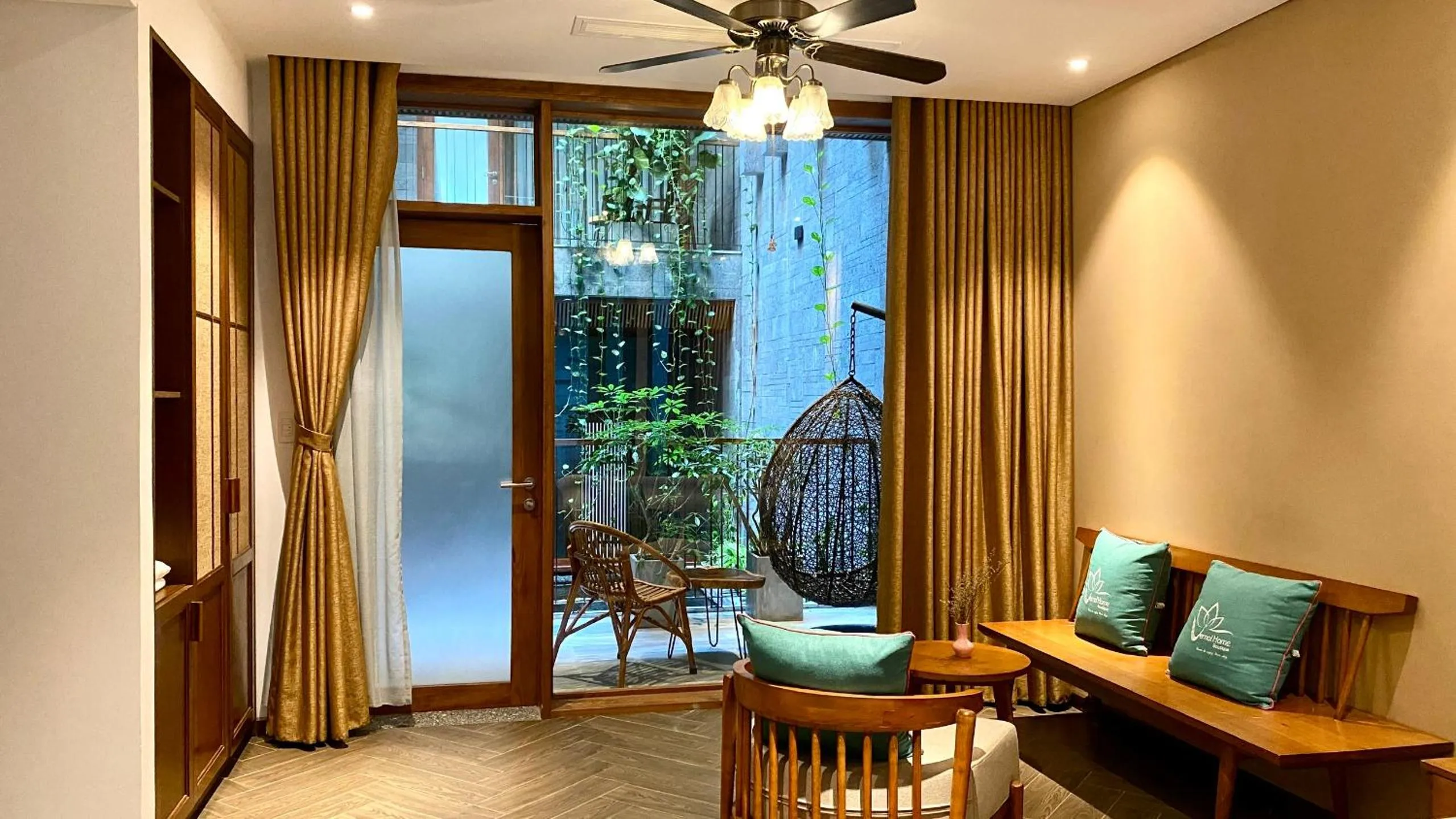 Balcony/Terrace in VernalHome Boutique Danang