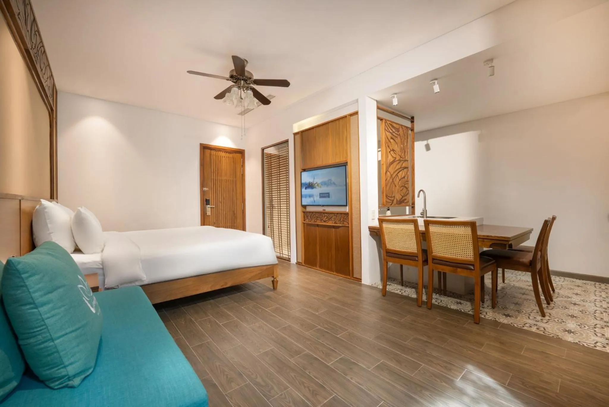 Dining area, Bed in VernalHome Boutique Danang