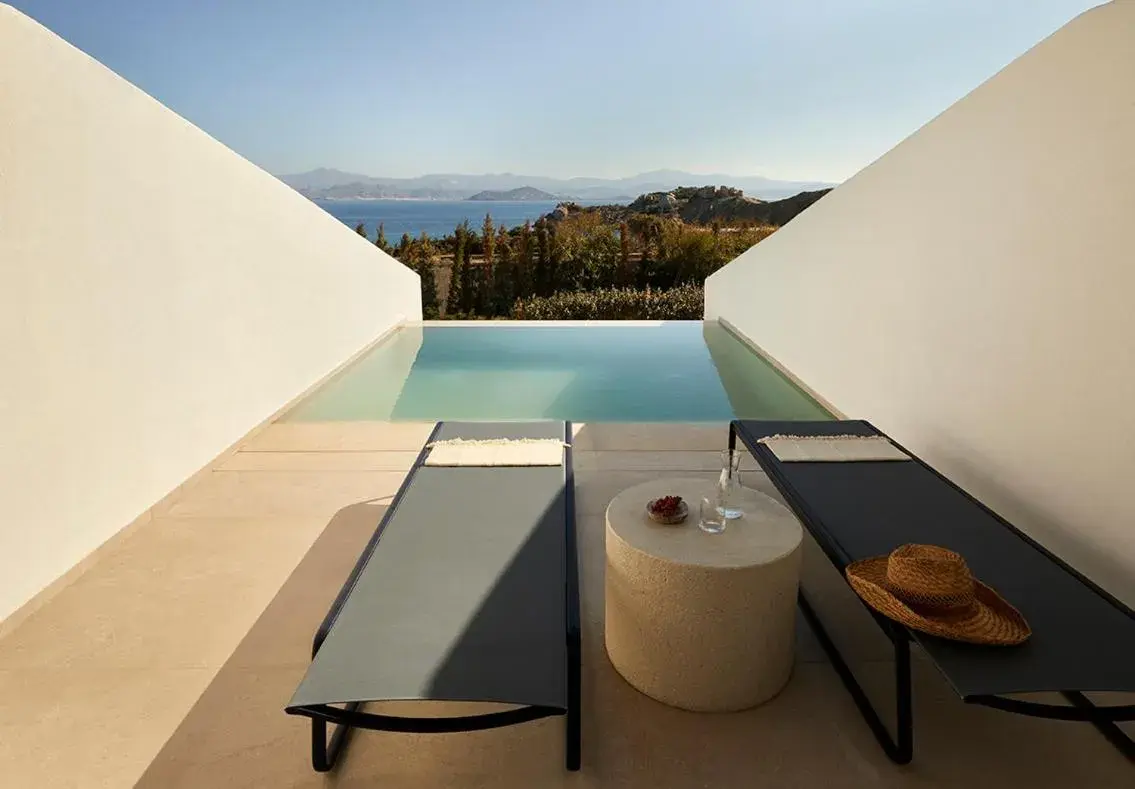 Superior Sea View Room with Private Pool in PAROCKS Luxury Hotel & Spa Superior Sea View Room with Private Pool in PAROCKS Luxury Hotel & Spa