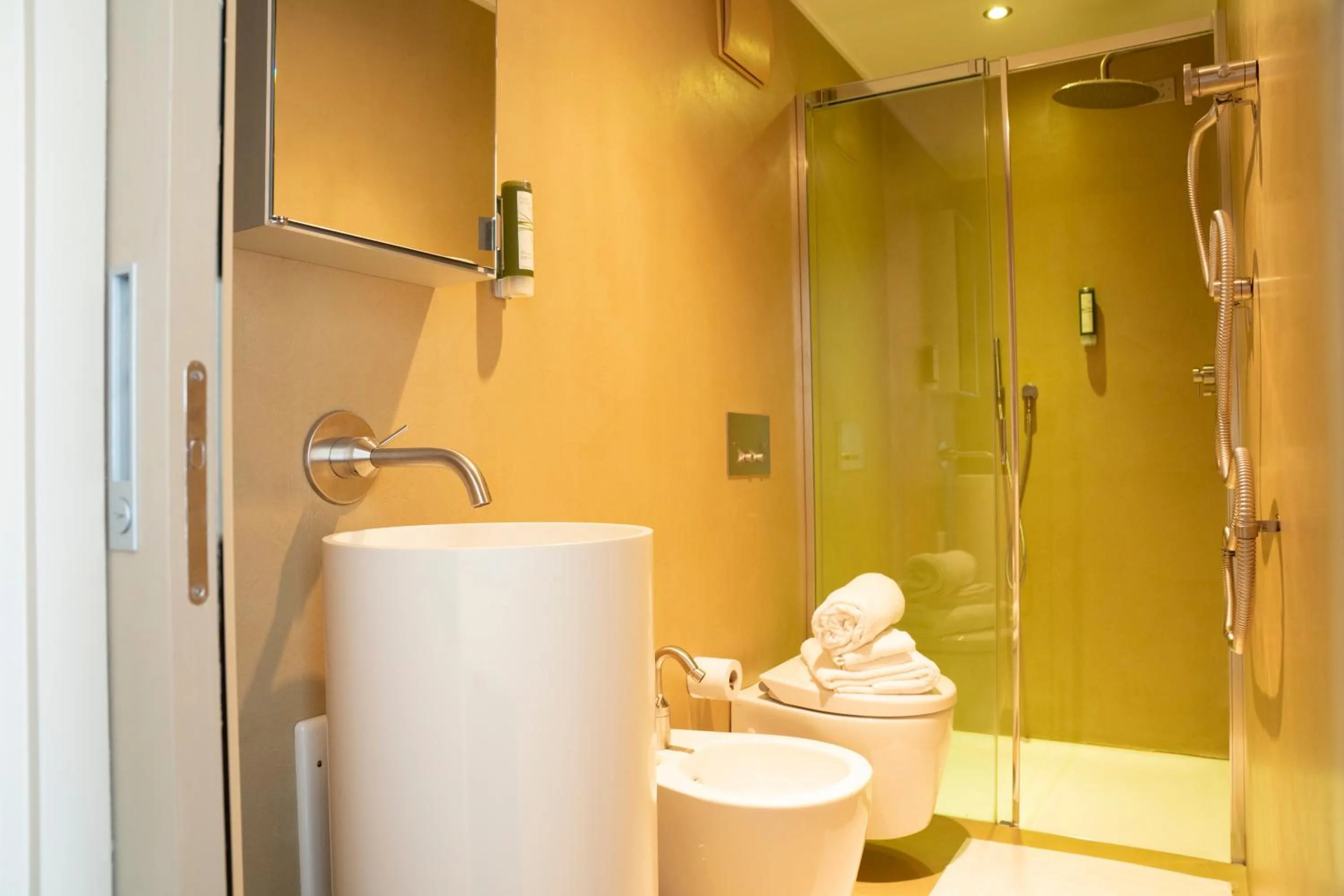 Shower in Chalet Corvara