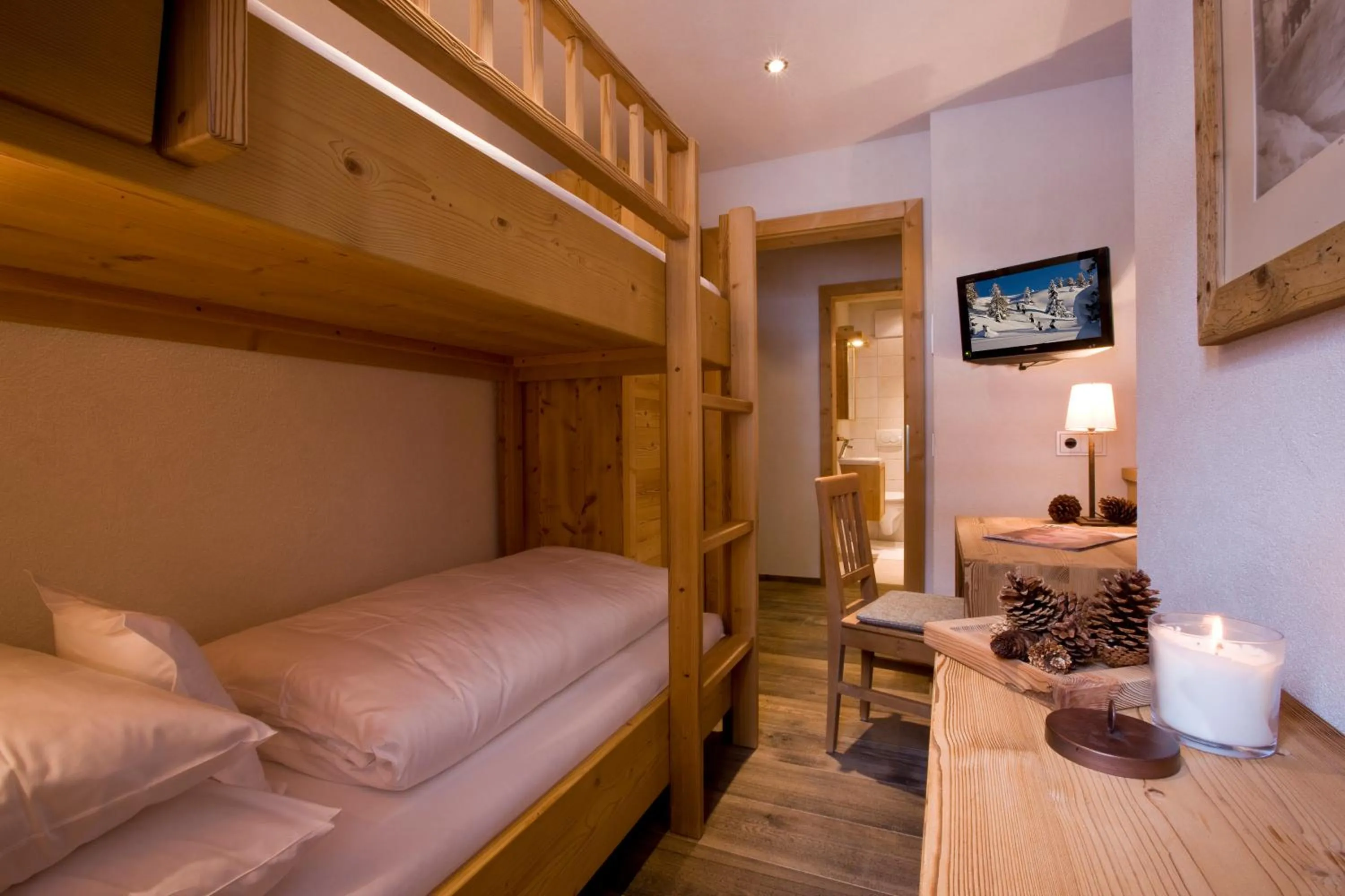 Bedroom, Bed in Chalet Corvara