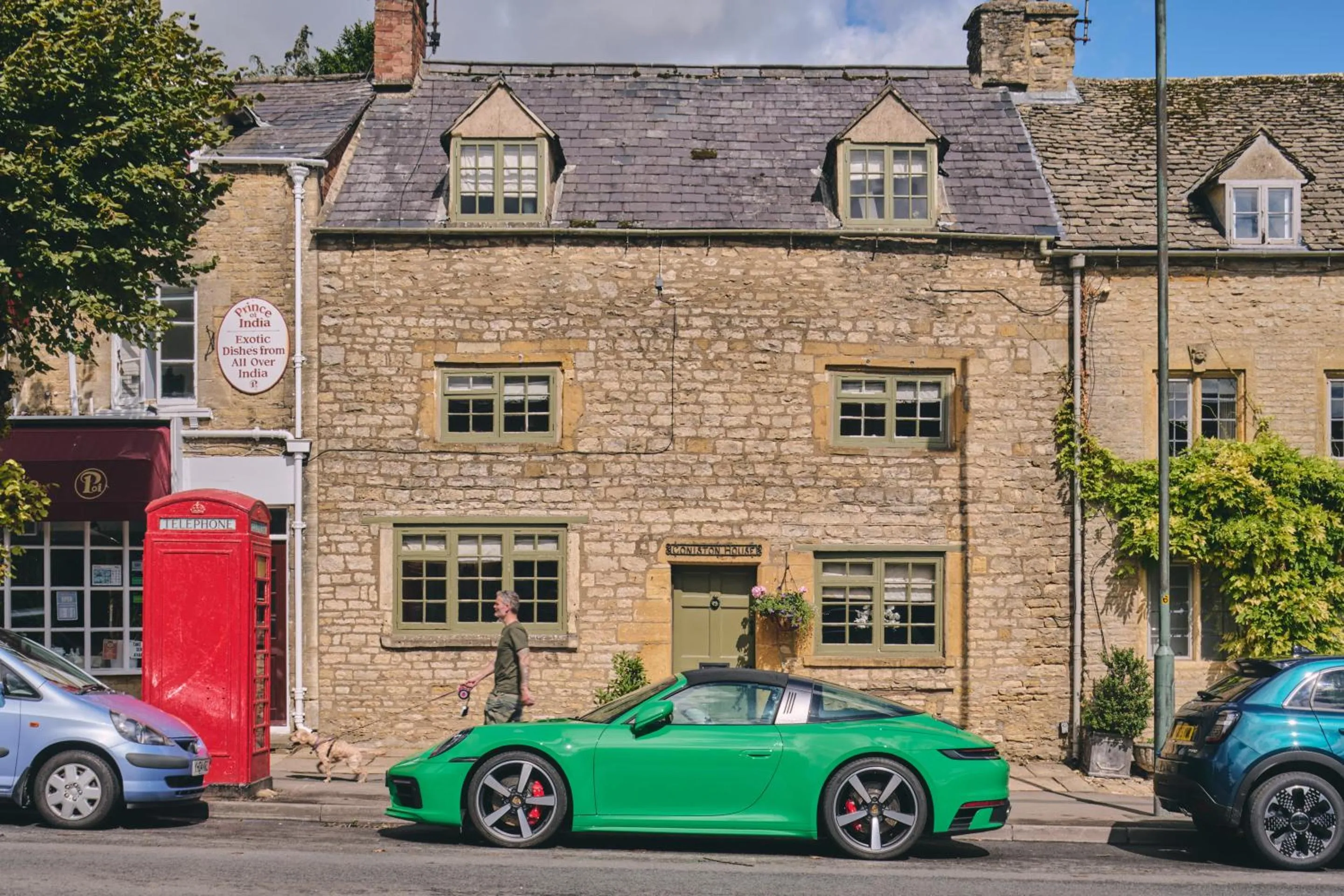 Facade/entrance in Coniston House - Eco Hot Tub