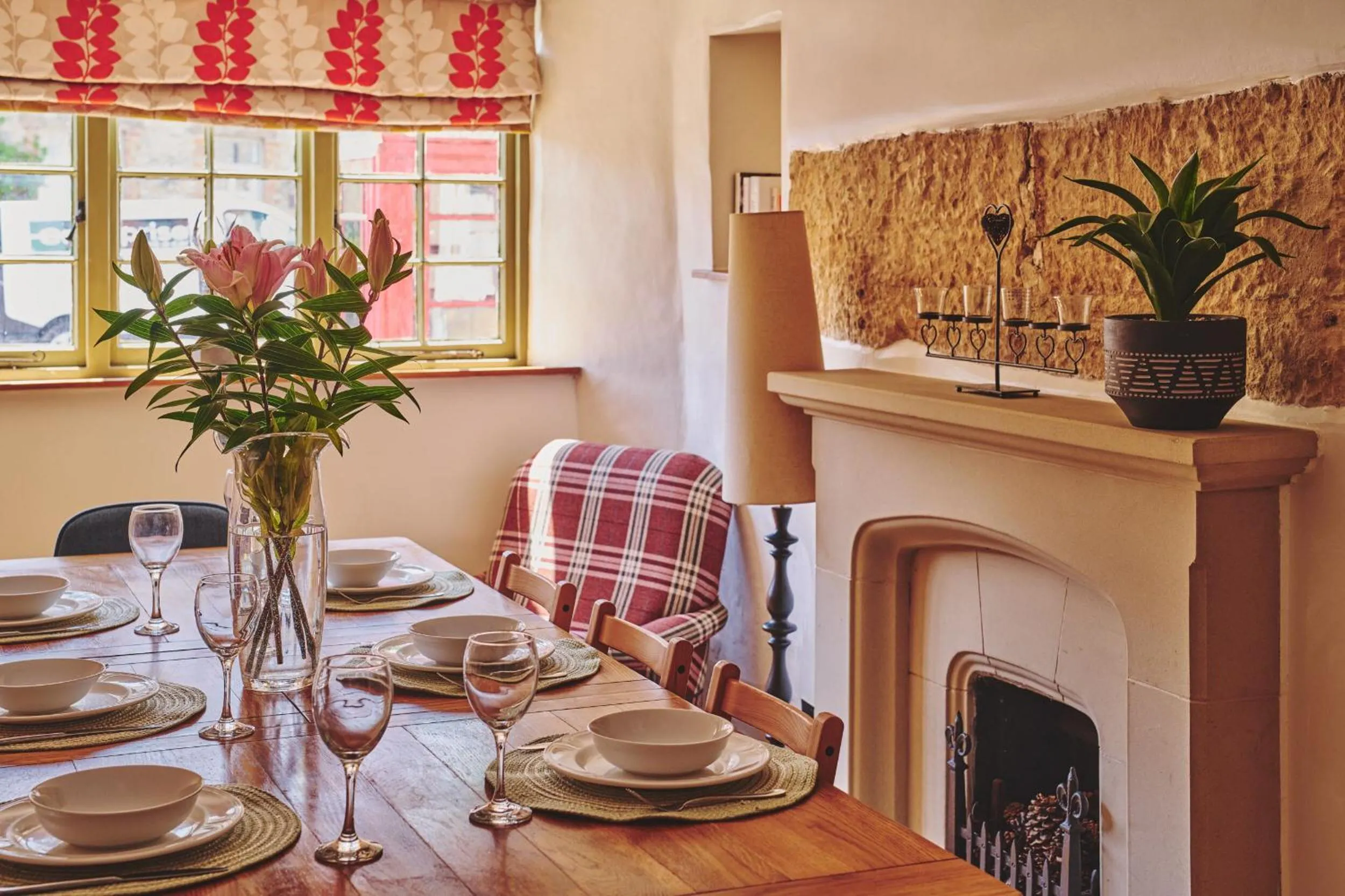 Dining area in Coniston House - Eco Hot Tub