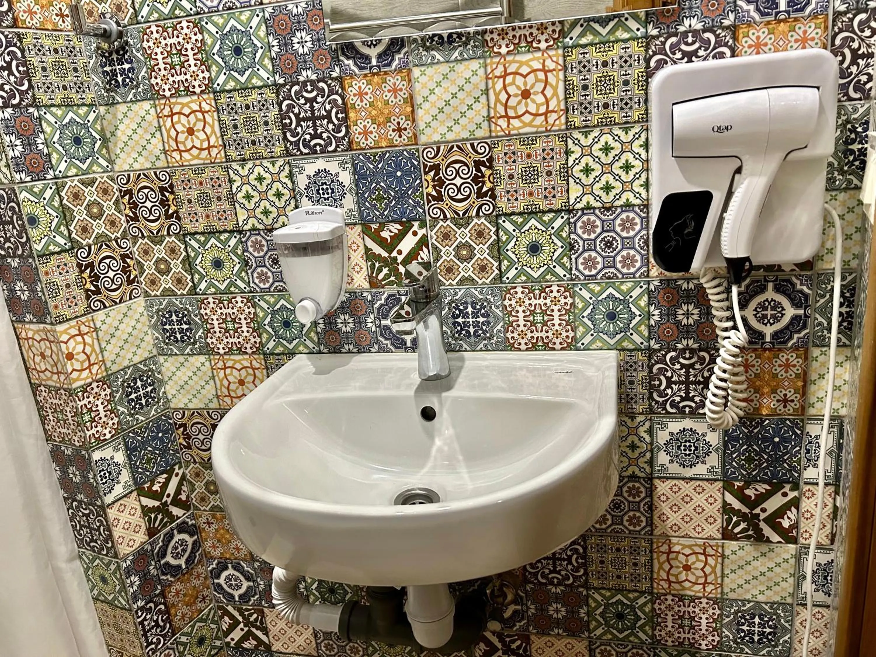 heating in Budget Family Hotel
