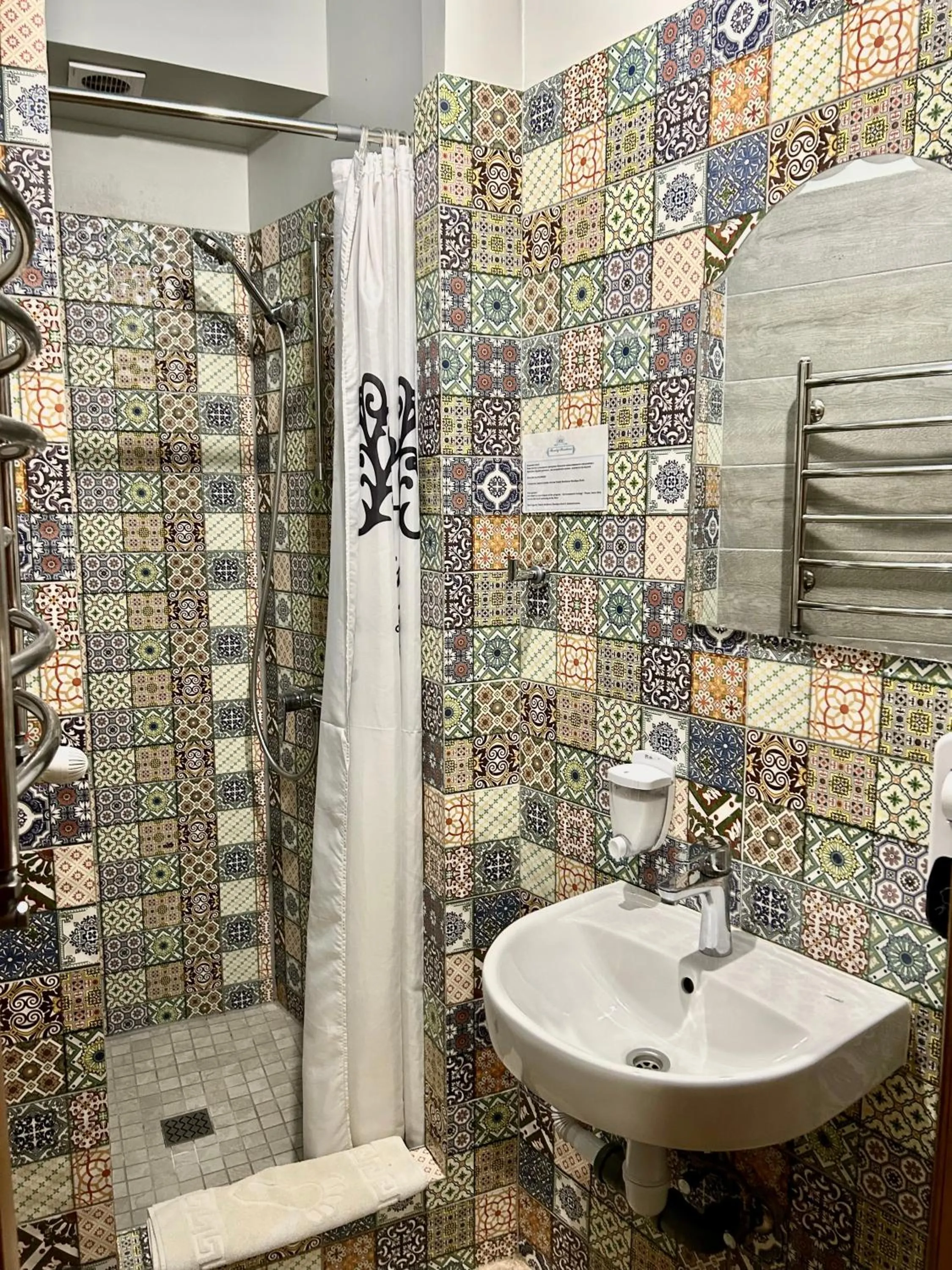 Bathroom in Budget Family Hotel