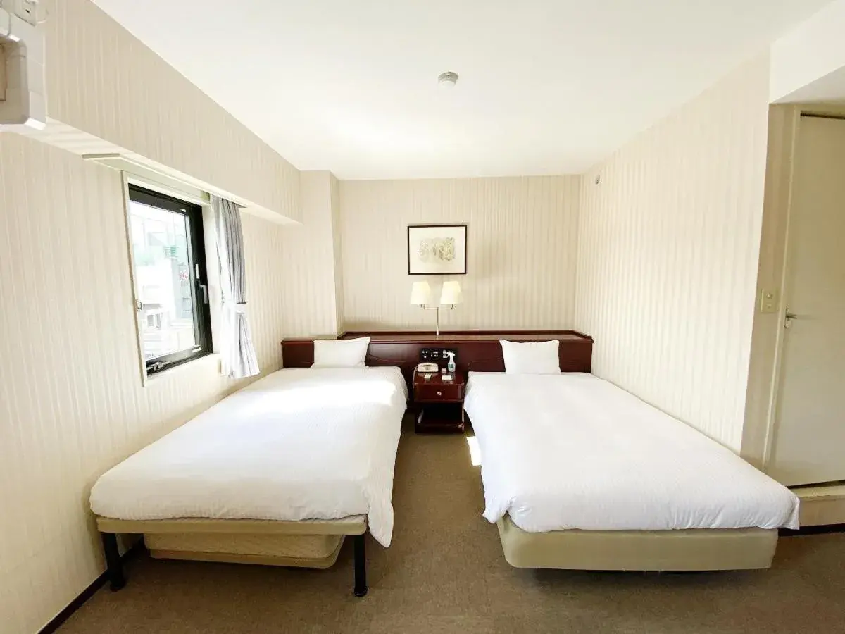 Bed in Smile Hotel Kitaasaka Bed in Smile Hotel Kitaasaka