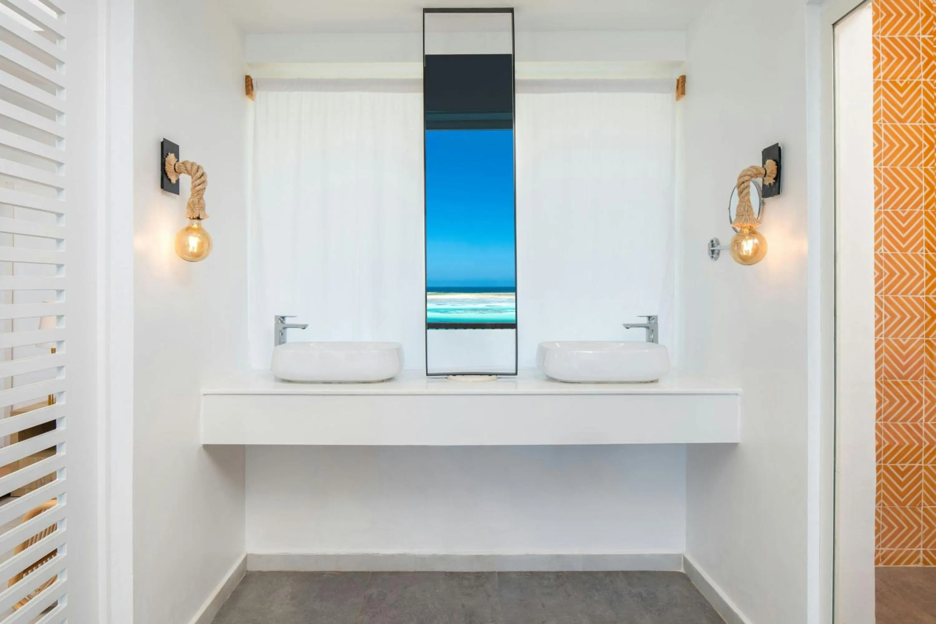 Bathroom in Le Mersenne Zanzibar, Autograph Collection