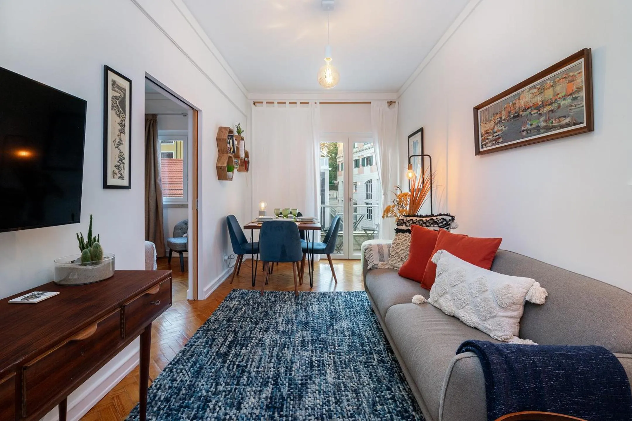 Living room in WHome | Estrela Family Apartment perfect for Families & Friends