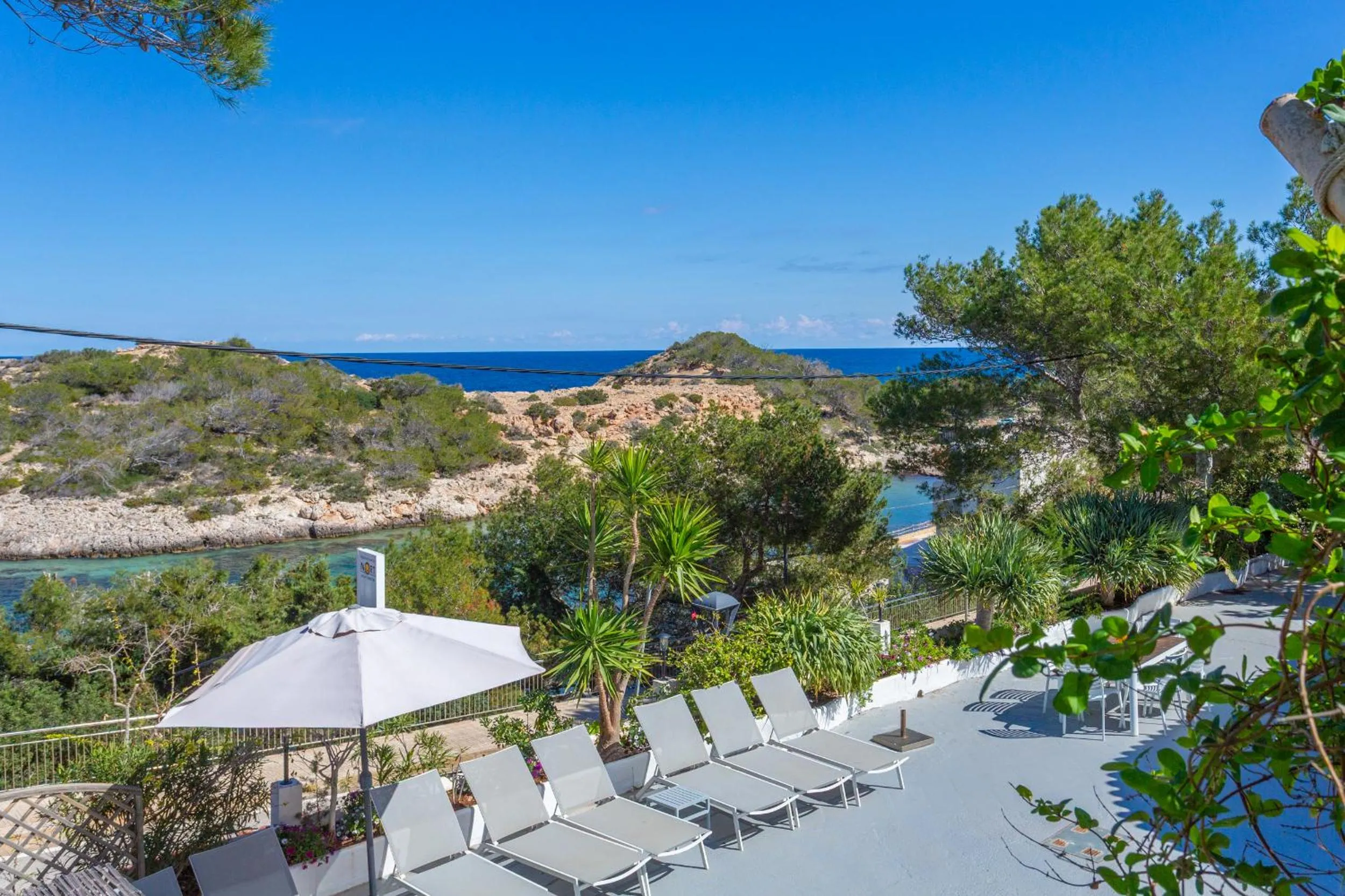 Sea view in Apartmentos Nort