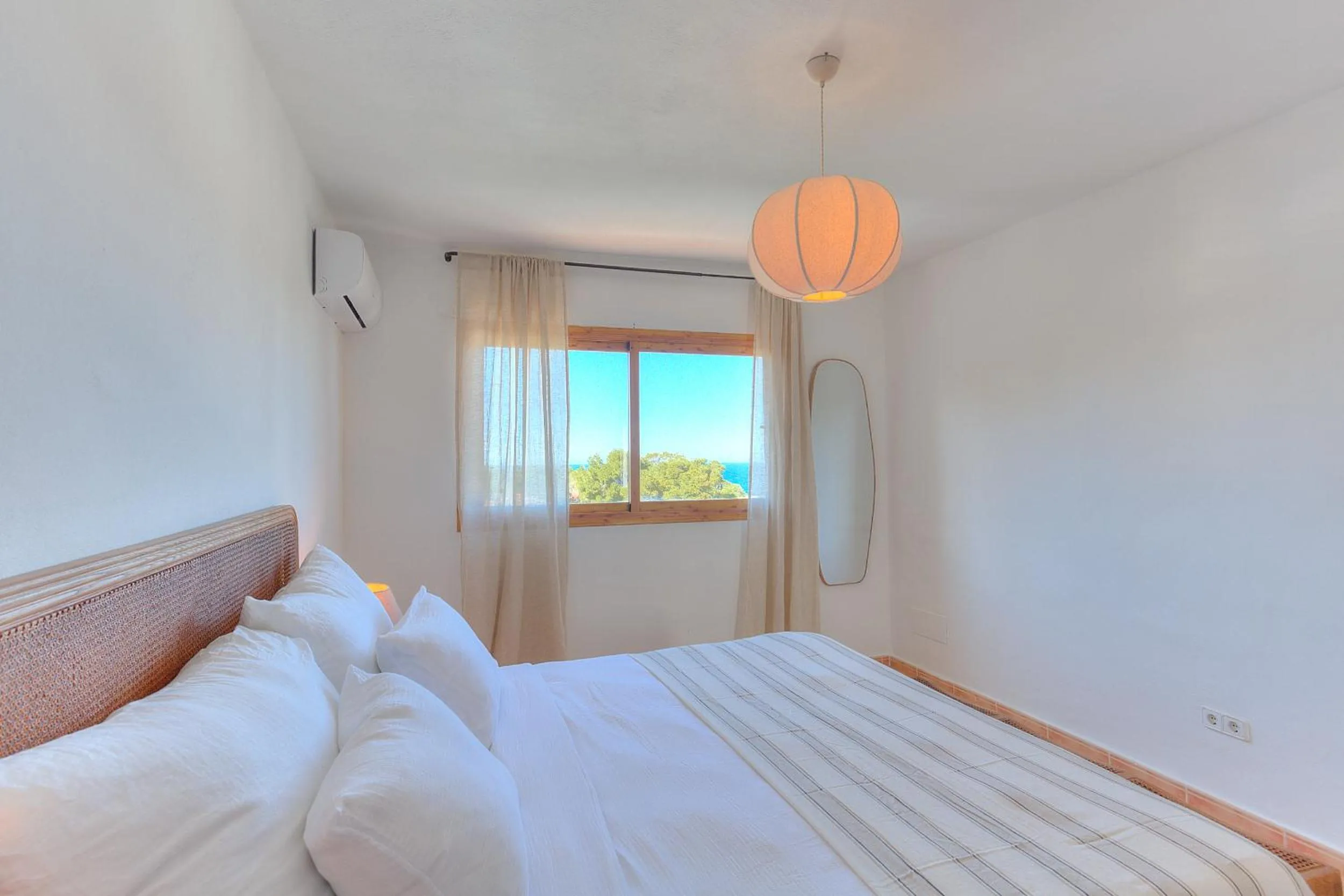 Bedroom, Bed in Apartmentos Nort