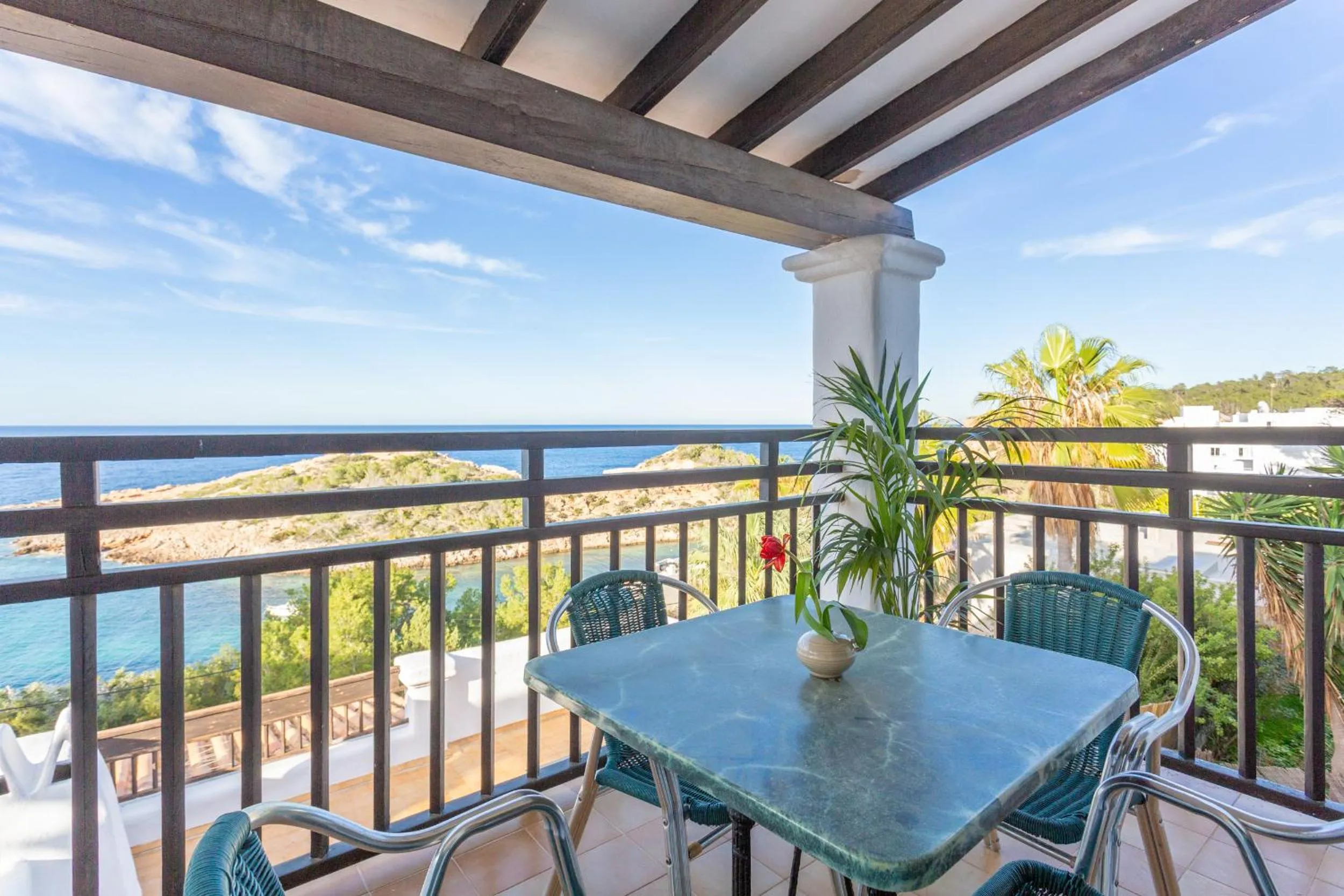 Balcony/Terrace in Apartmentos Nort