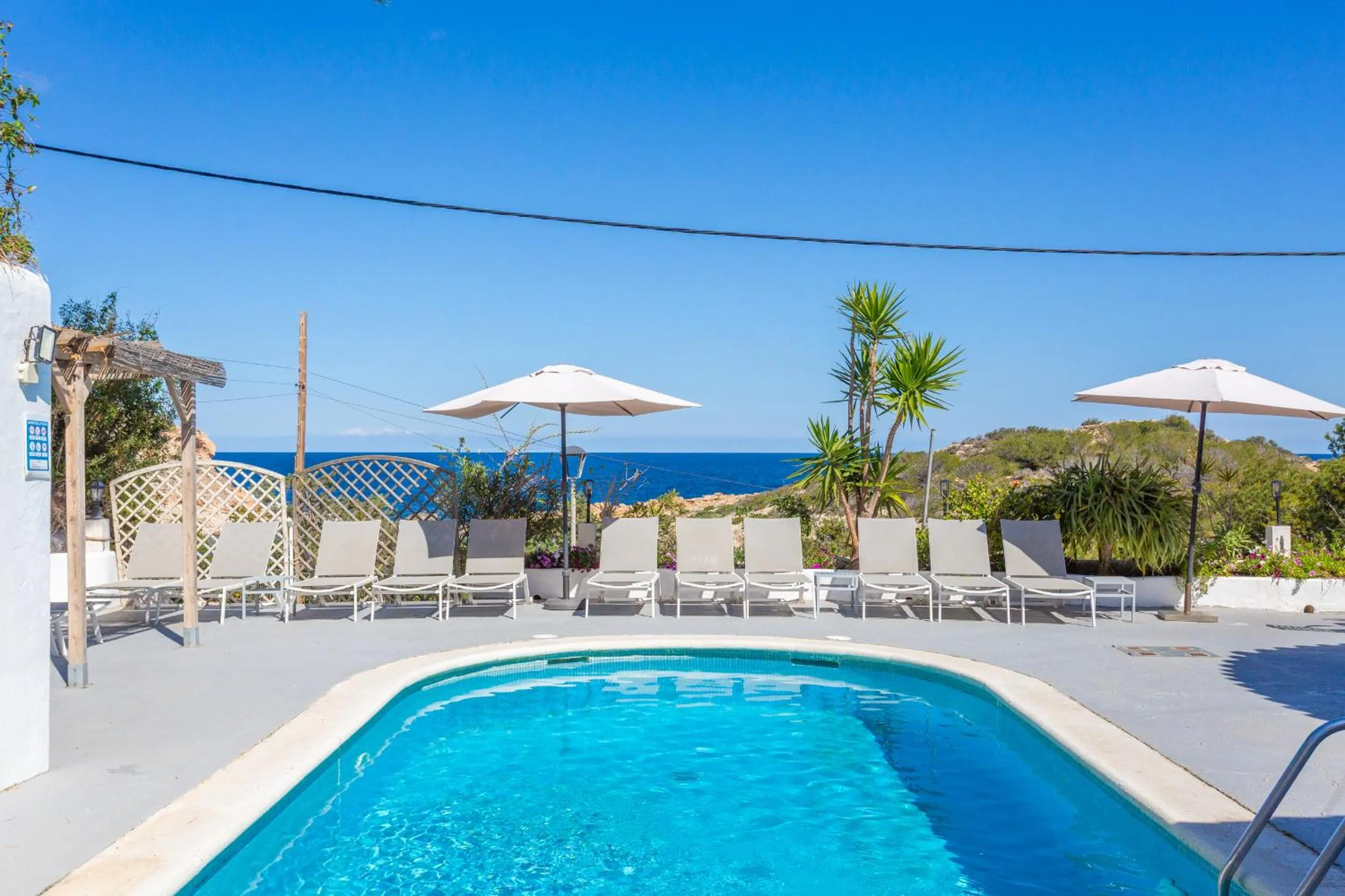 Sea view in Apartmentos Nort