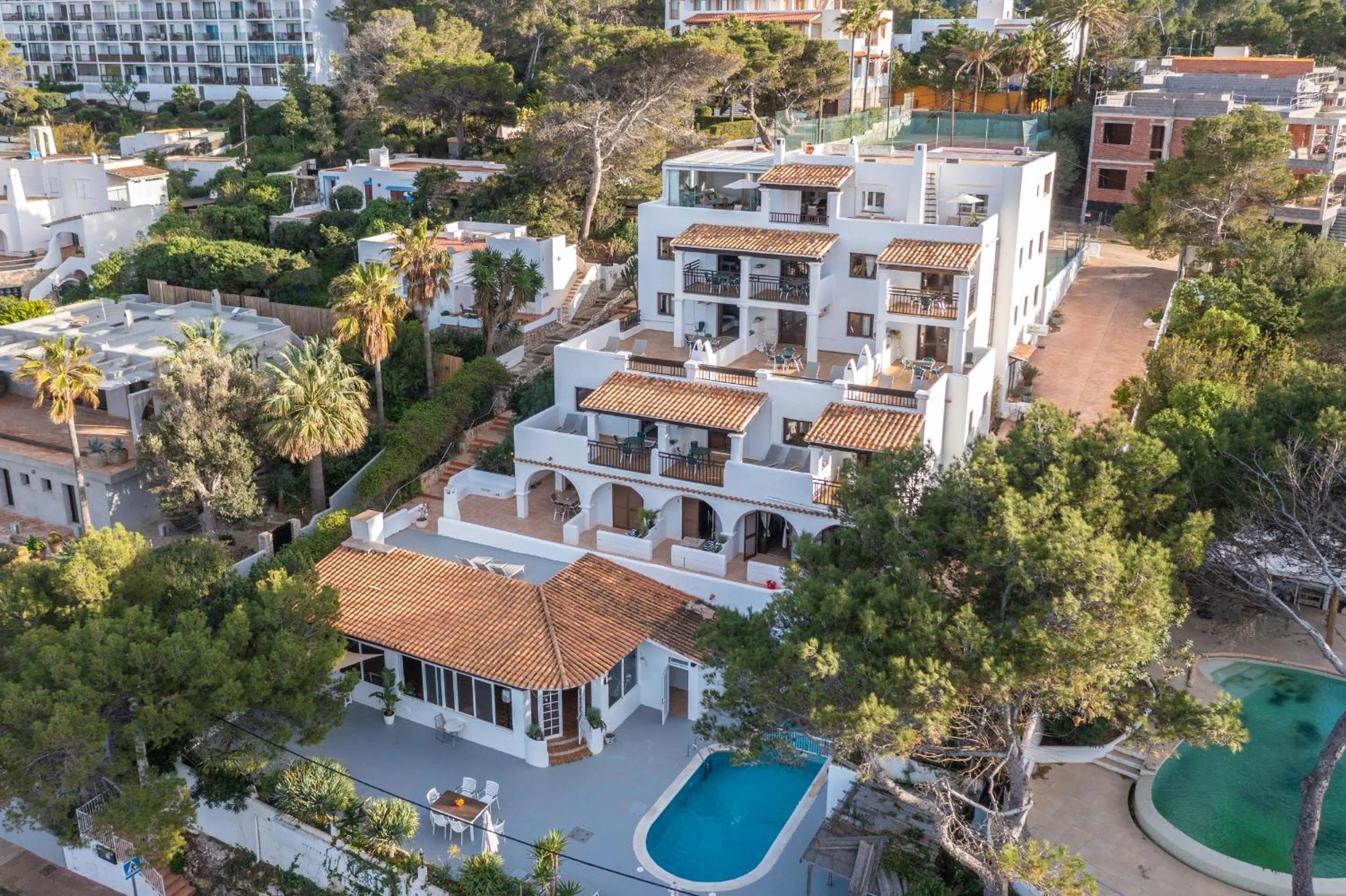 Property building in Apartmentos Nort