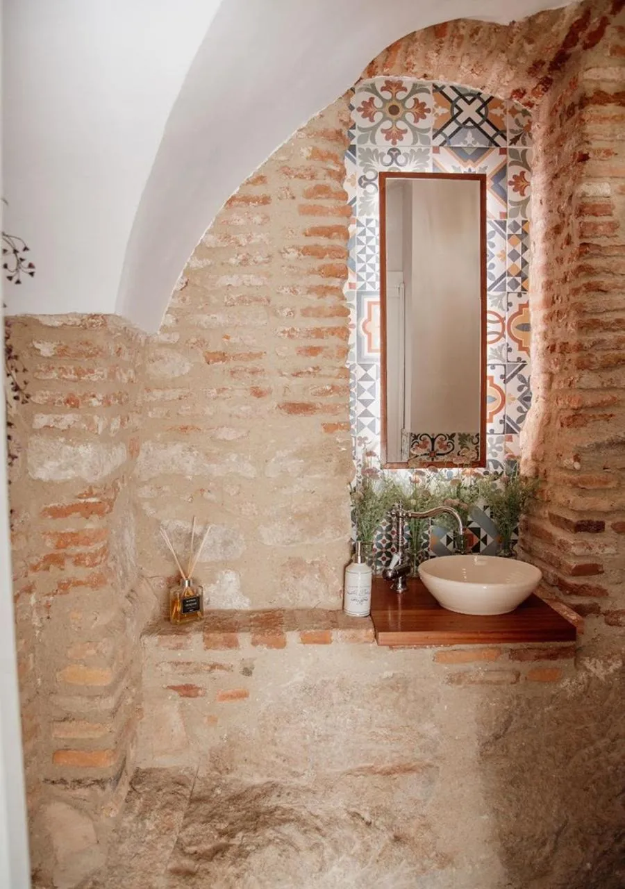 Public Bath in Hotel Rural El Medievo- SOLO ADULTOS