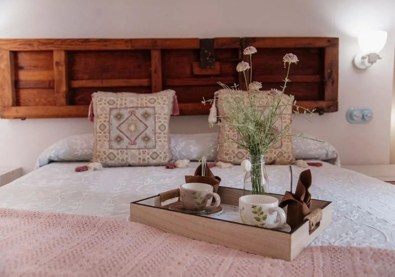 Bed in Hotel Rural El Medievo- SOLO ADULTOS