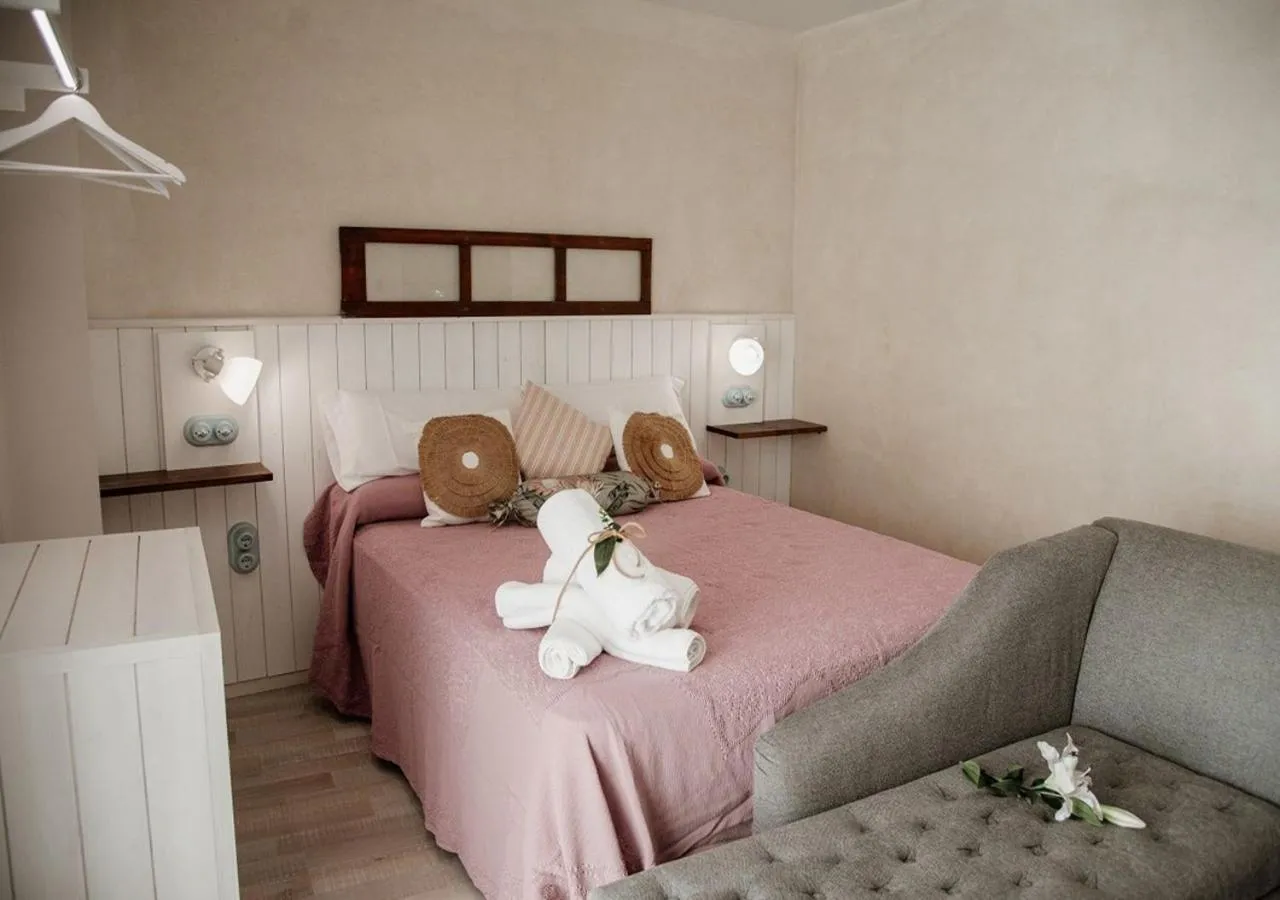 Bed in Hotel Rural El Medievo- SOLO ADULTOS