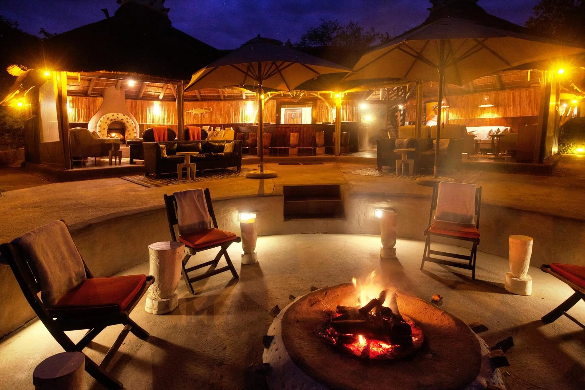 Property building in Safari Lodge - Amakhala Game Reserve