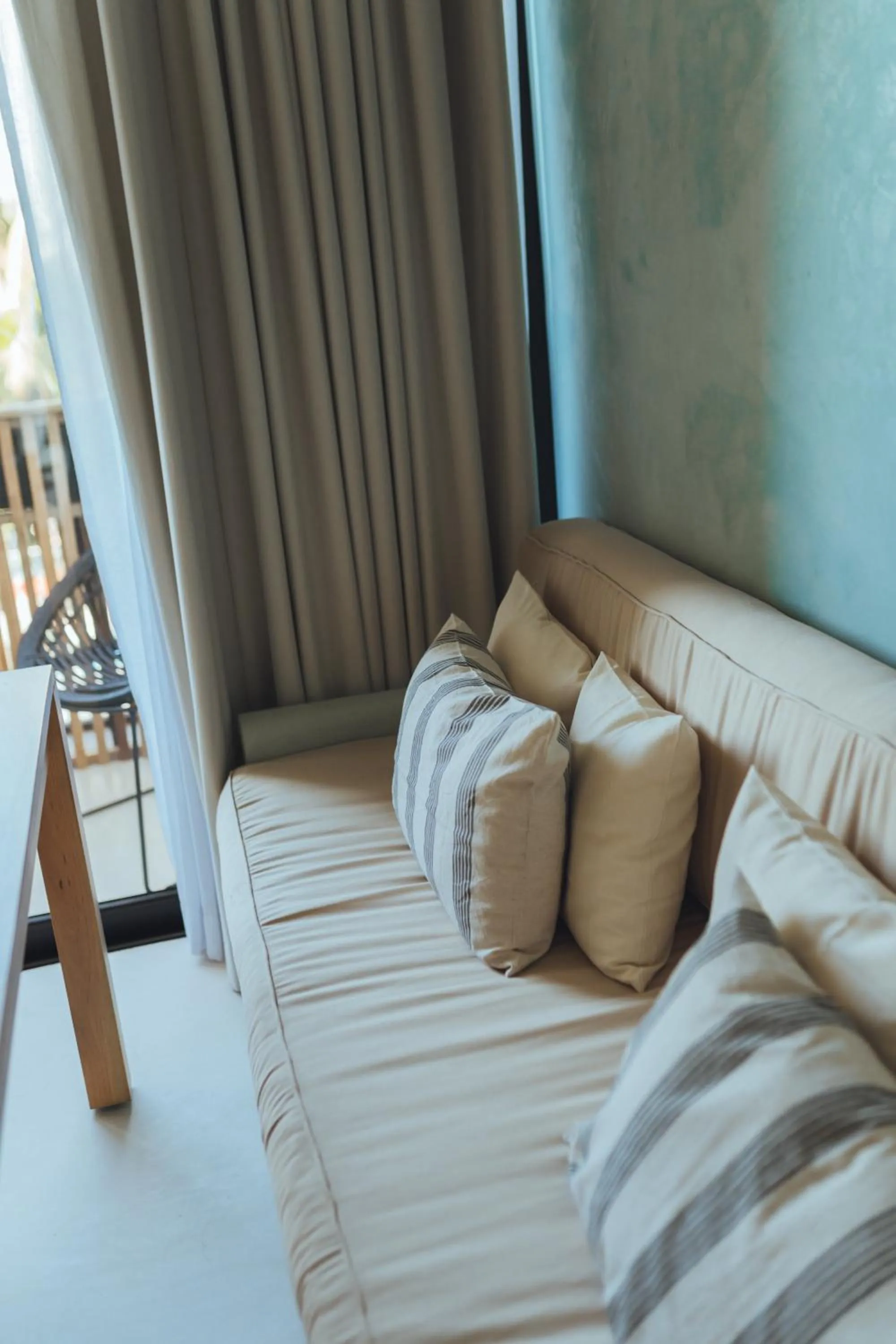 Living room, Bed in Casa Peregrino Holbox