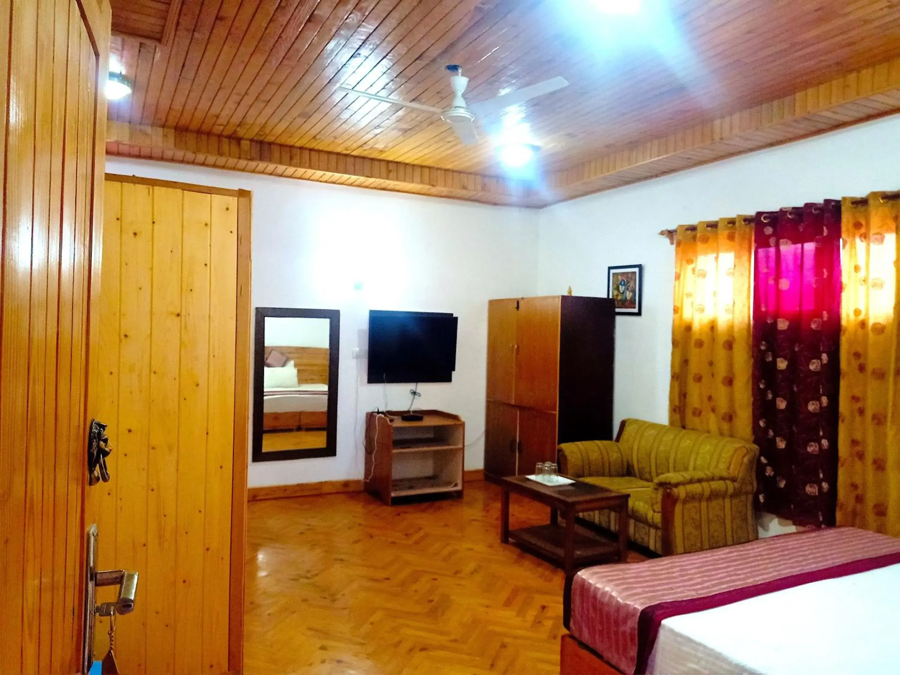 Bed in Countryside Himalayan Resort Bed in Countryside Himalayan Resort