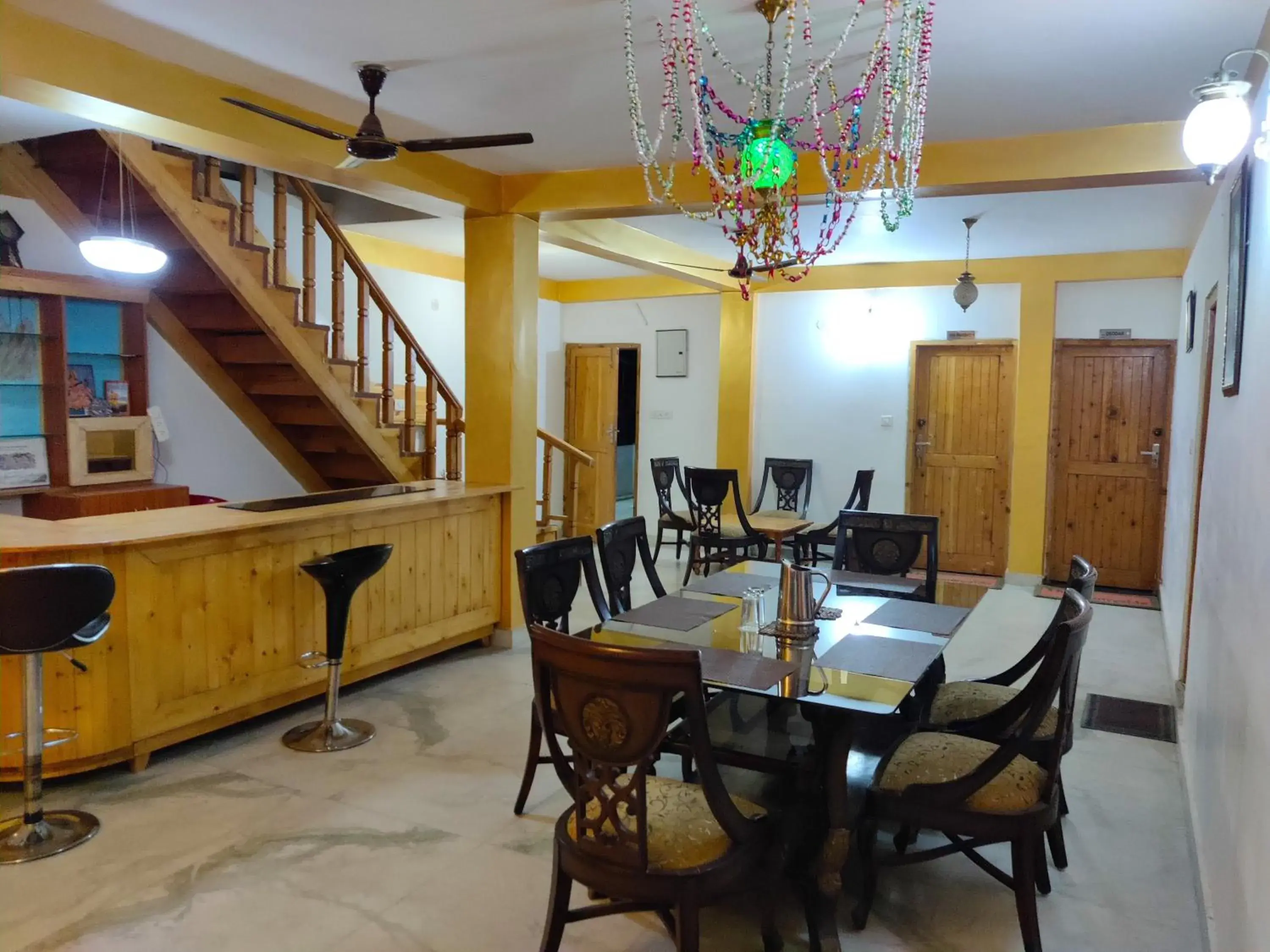 English/Irish breakfast in Countryside Himalayan Resort English/Irish breakfast in Countryside Himalayan Resort