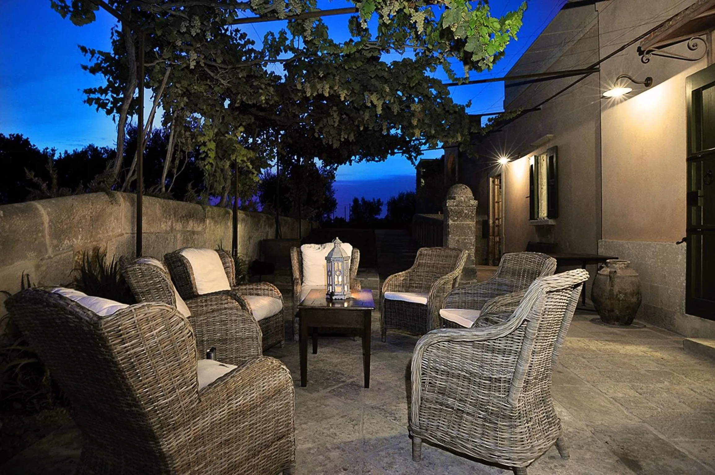 Facade/entrance in Naturalis Bio Resort