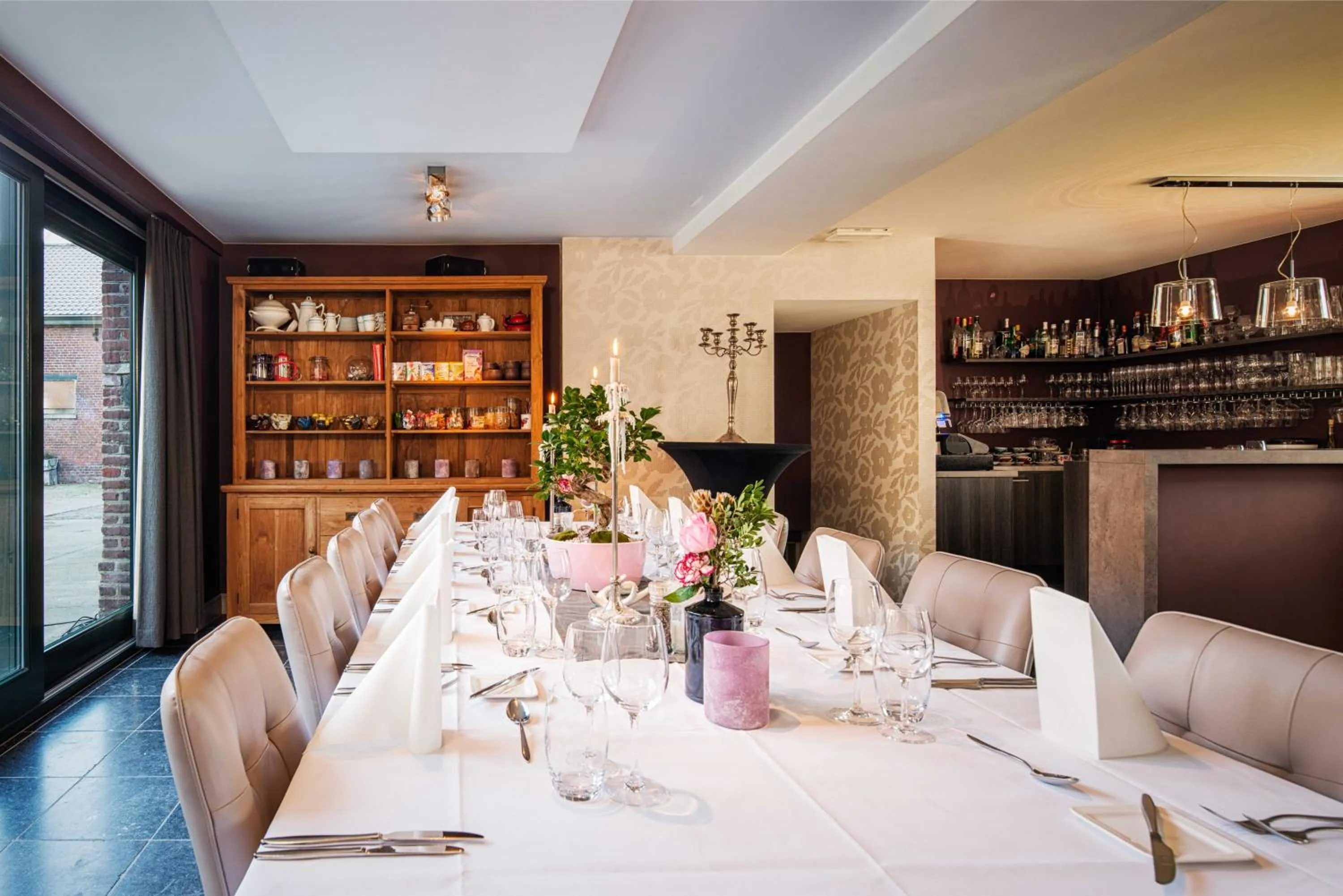 Restaurant/places to eat in B&B Bloonwinning