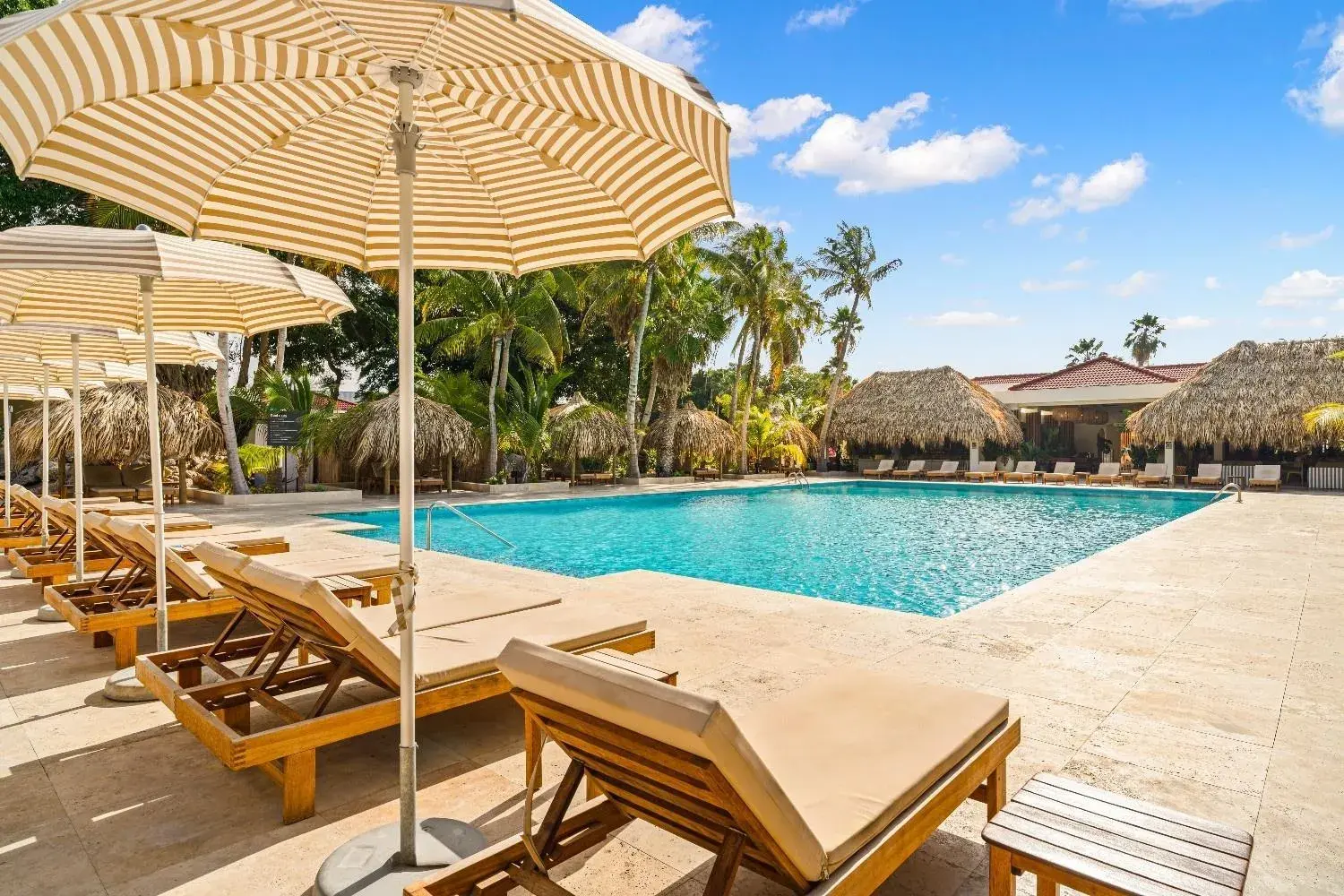 Swimming pool in Livingstone Jan Thiel Resort Swimming pool in Livingstone Jan Thiel Resort