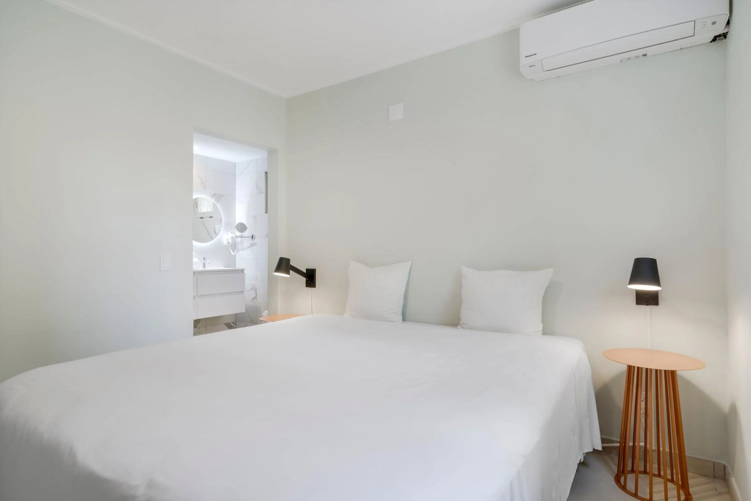 Bedroom, Bed in Livingstone Jan Thiel Resort