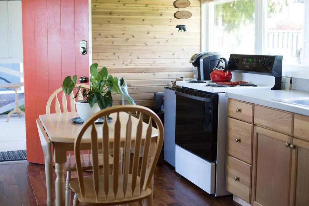 Dungeness Bay Cottages