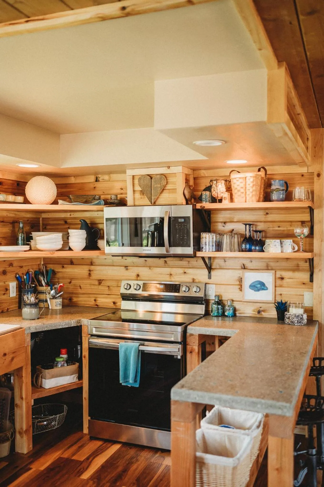 Dungeness Bay Cottages