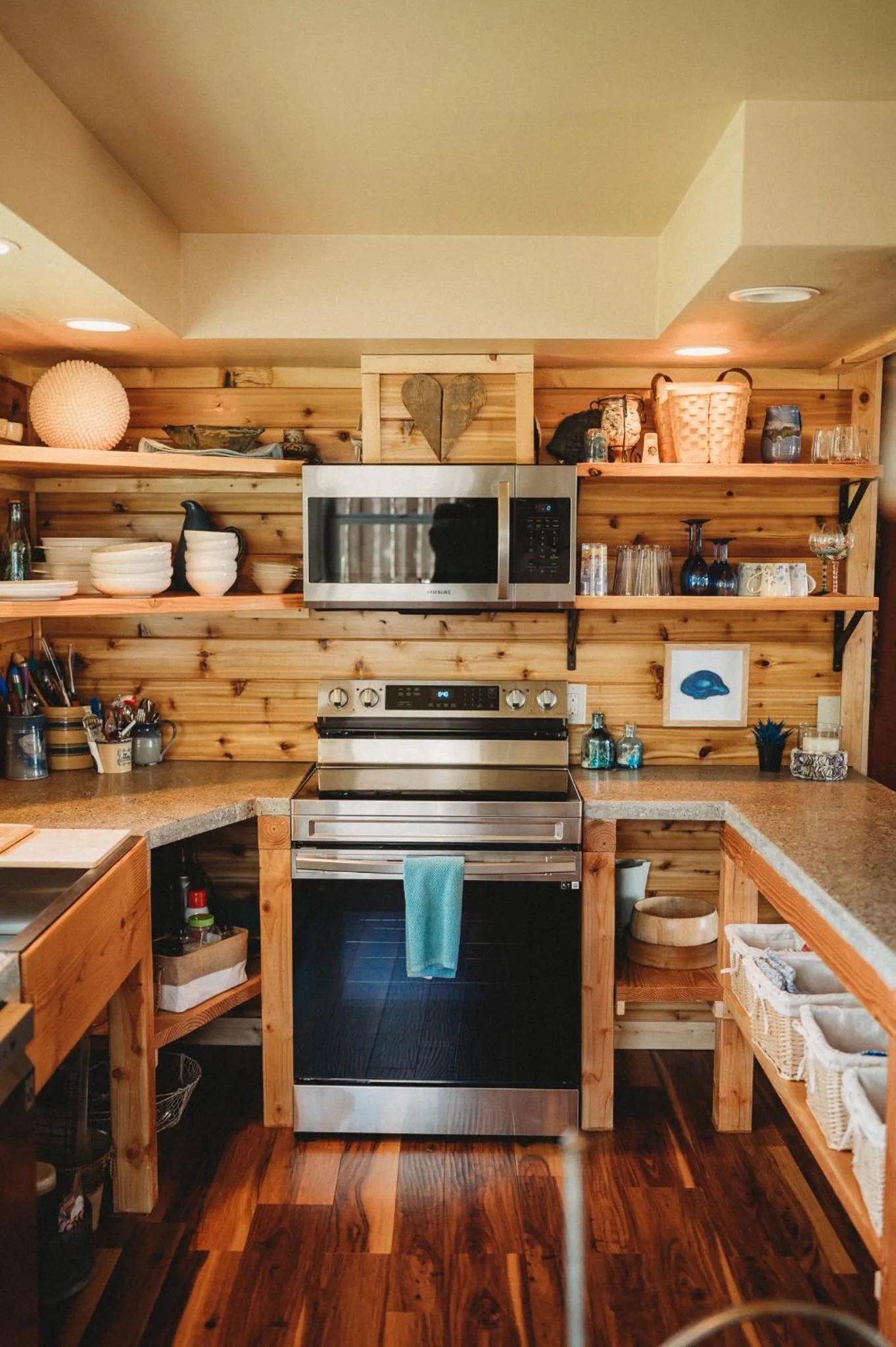Dungeness Bay Cottages
