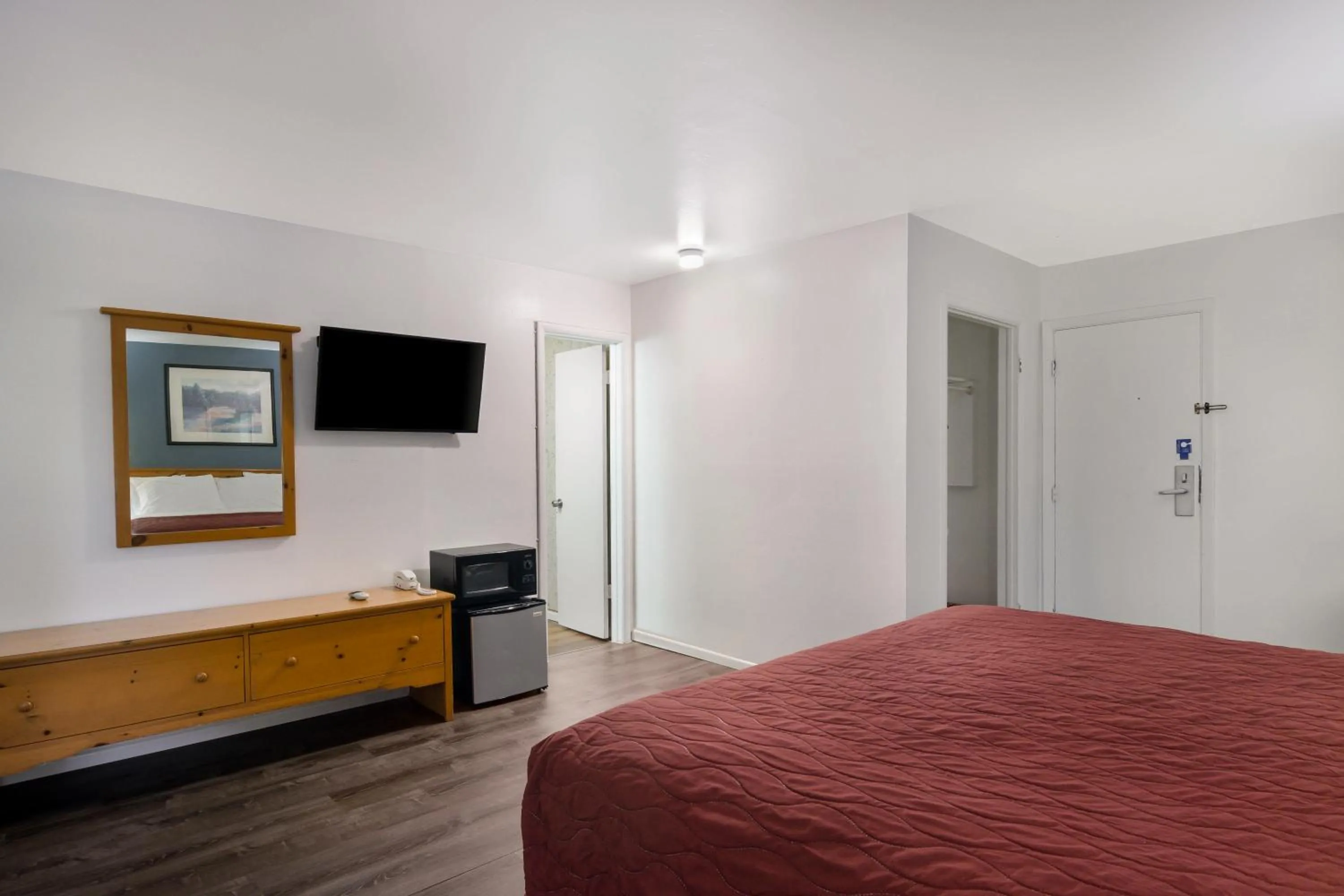 hair dresser, Bed in Rodeway Inn & Suites Sidney Historic Downtown I-80