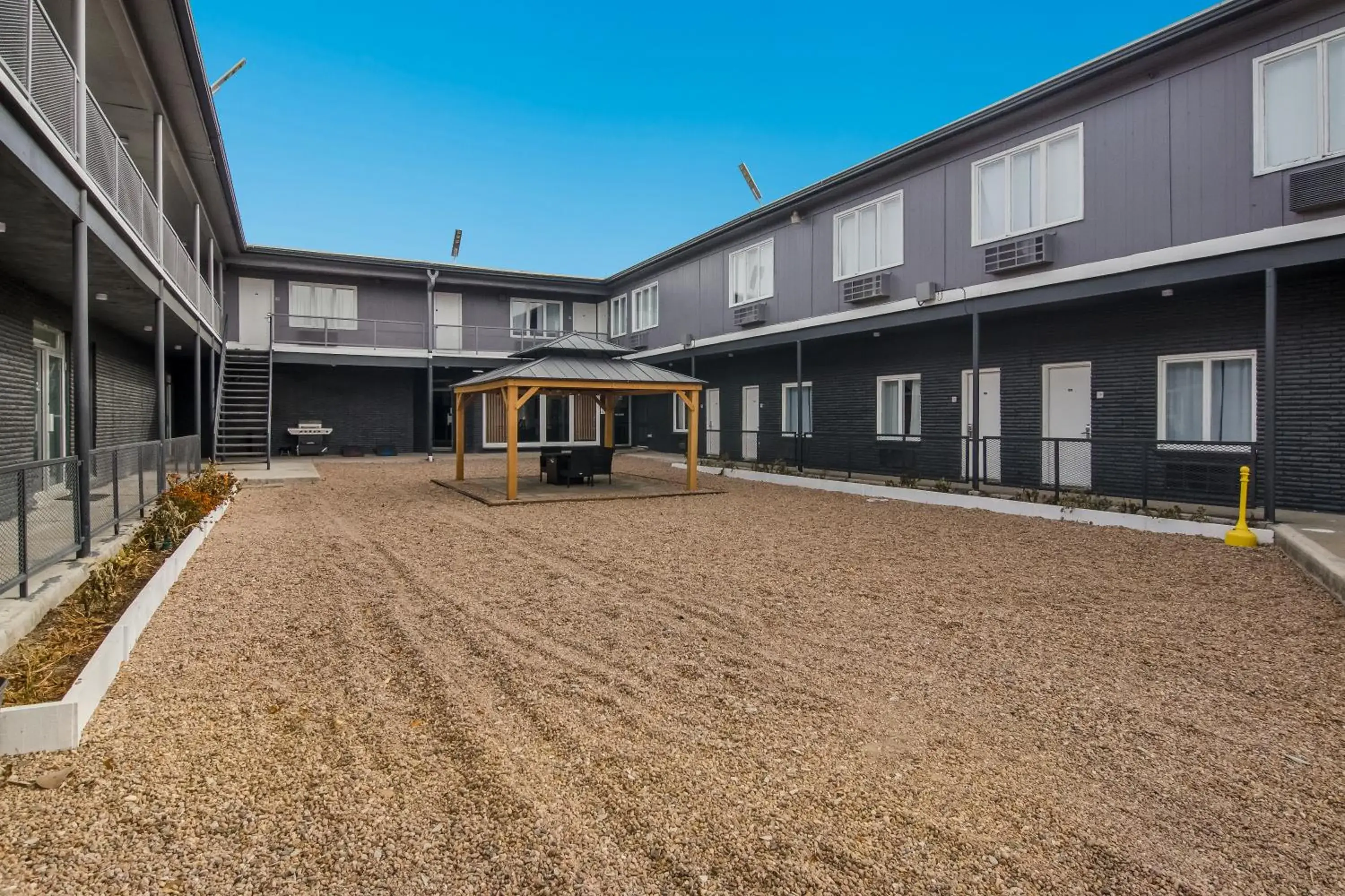 Property building in Rodeway Inn & Suites Sidney Historic Downtown I-80 Property building in Rodeway Inn & Suites Sidney Historic Downtown I-80