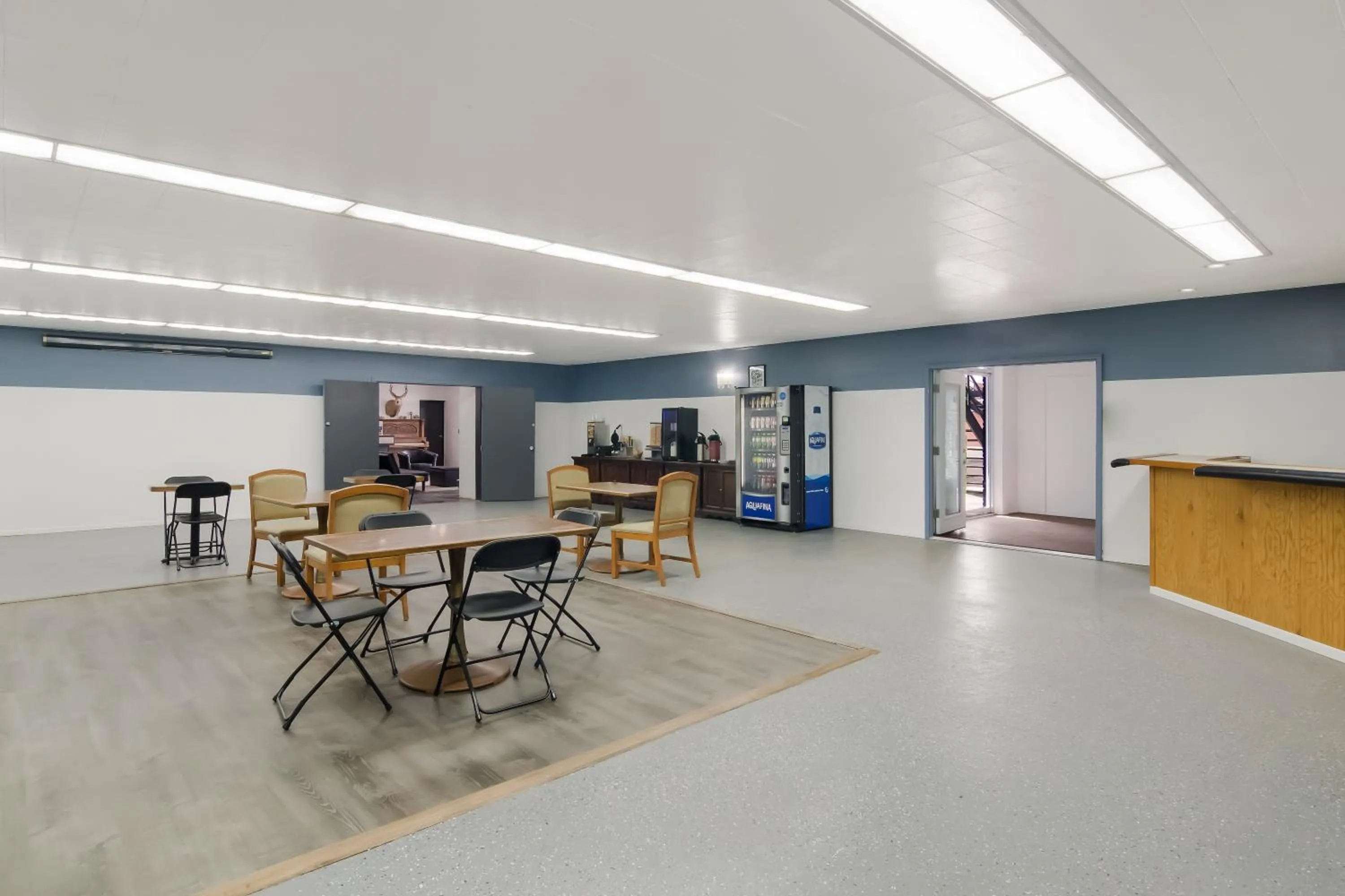Dining area in Rodeway Inn & Suites Sidney Historic Downtown I-80