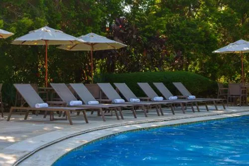 Grinbergs Village Hotel