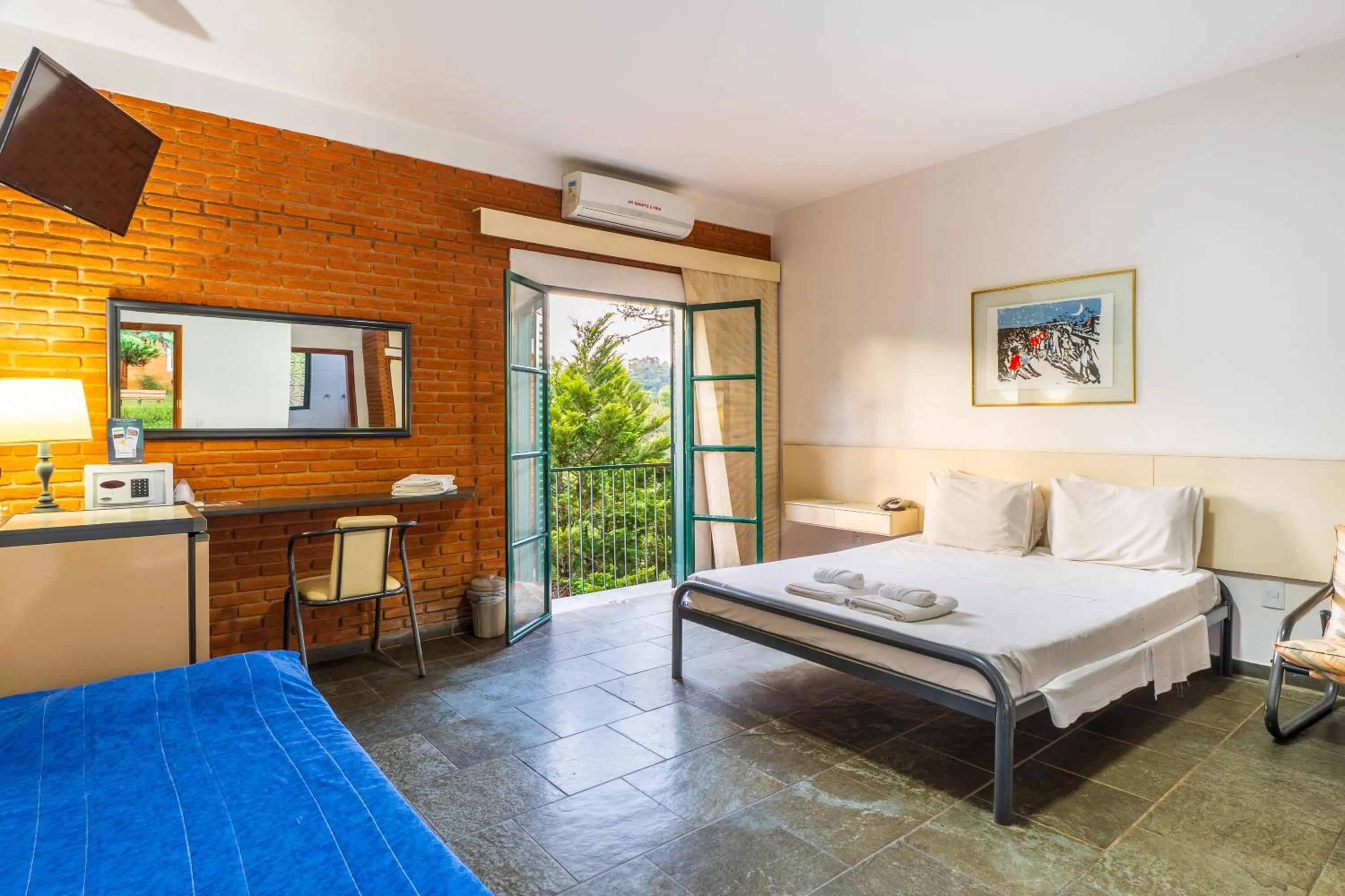 Apartment With Disability Access - single occupancy in Grinbergs Village Hotel