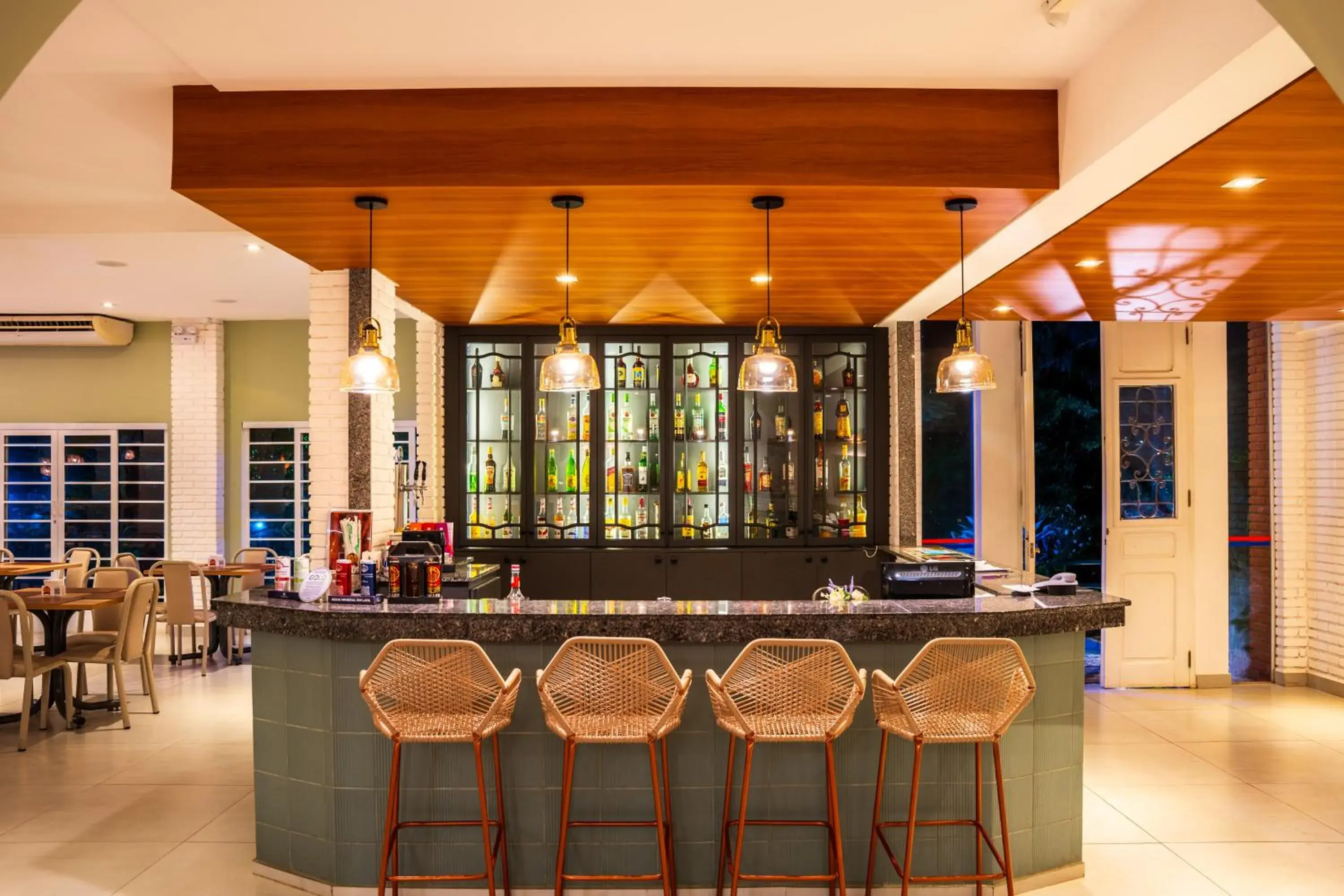 Restaurant/places to eat in Grinbergs Village Hotel Restaurant/places to eat in Grinbergs Village Hotel