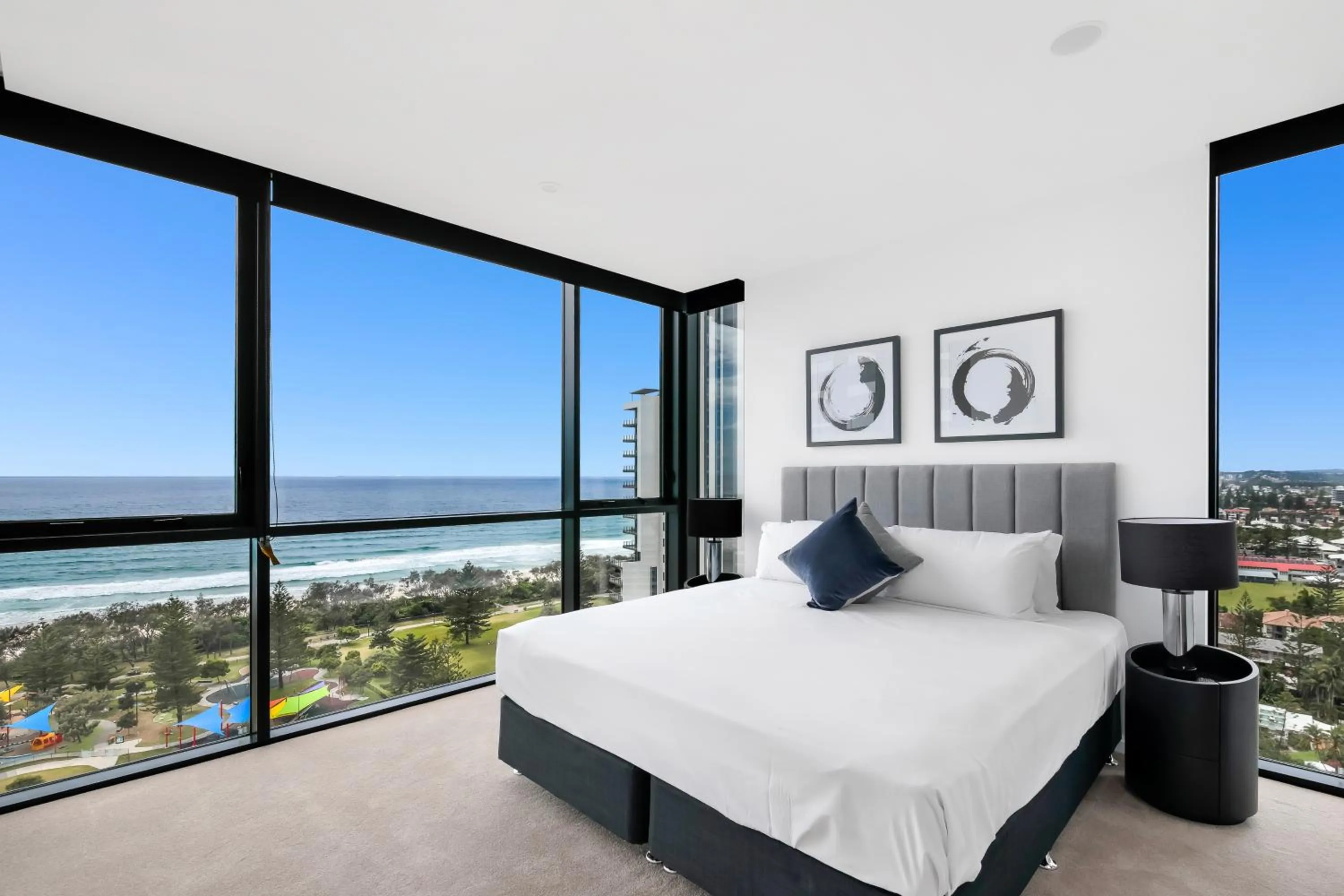 Bed in Koko Broadbeach - Official