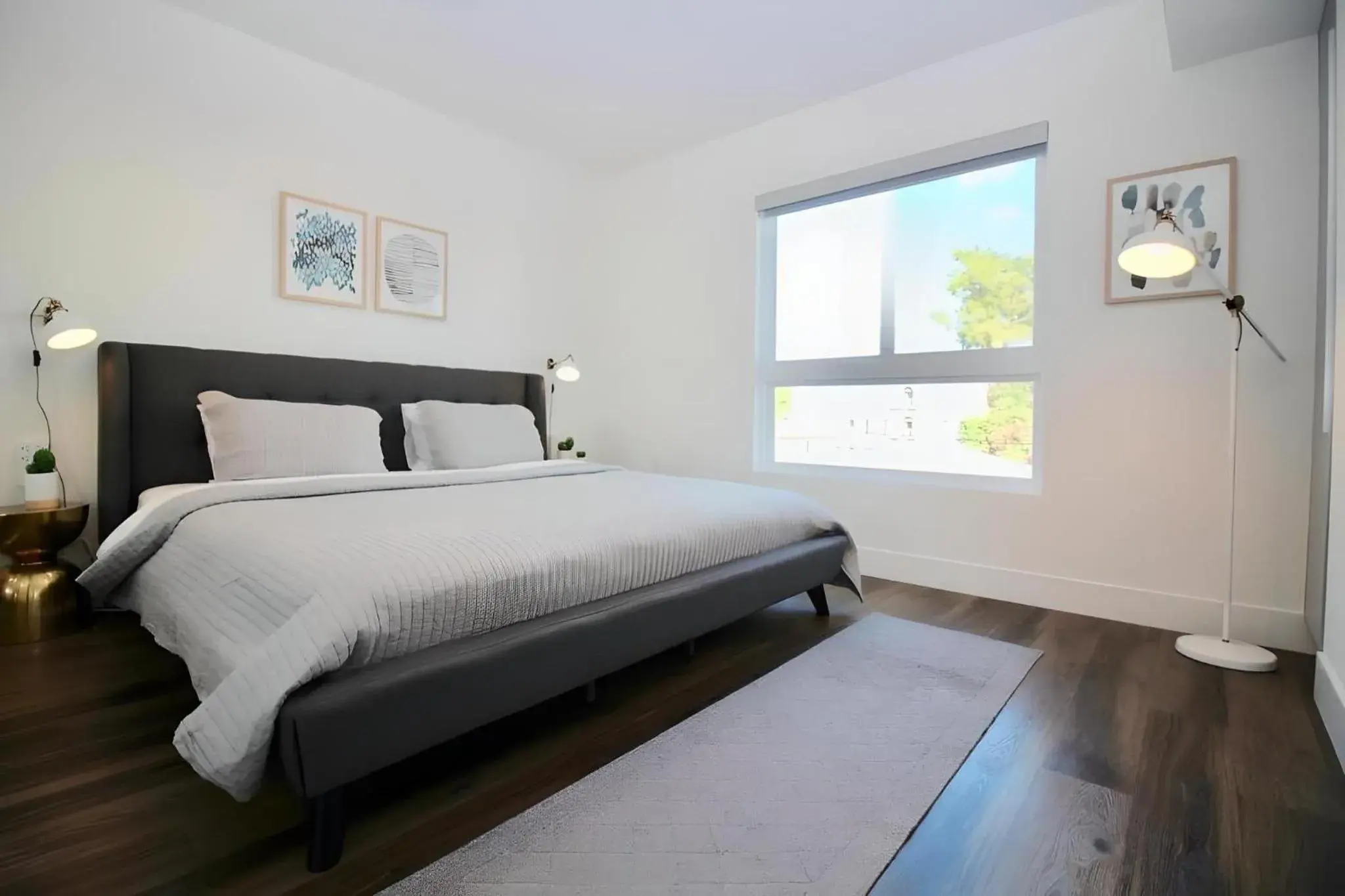 Bedroom, Bed in Los Angeles Premium City Suites with Free Parking Bedroom, Bed in Los Angeles Premium City Suites with Free Parking