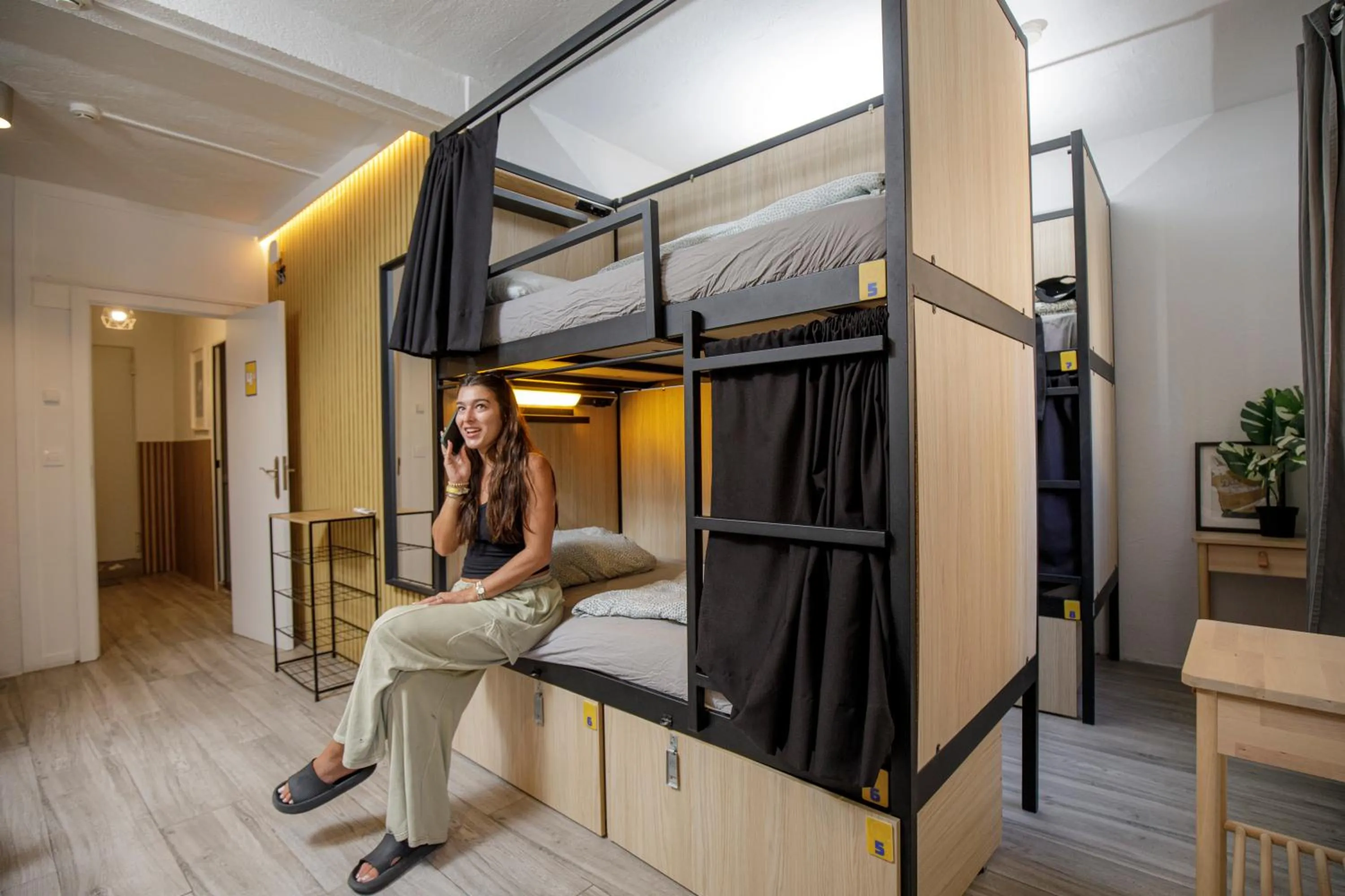 Bed in Onefam Paralelo