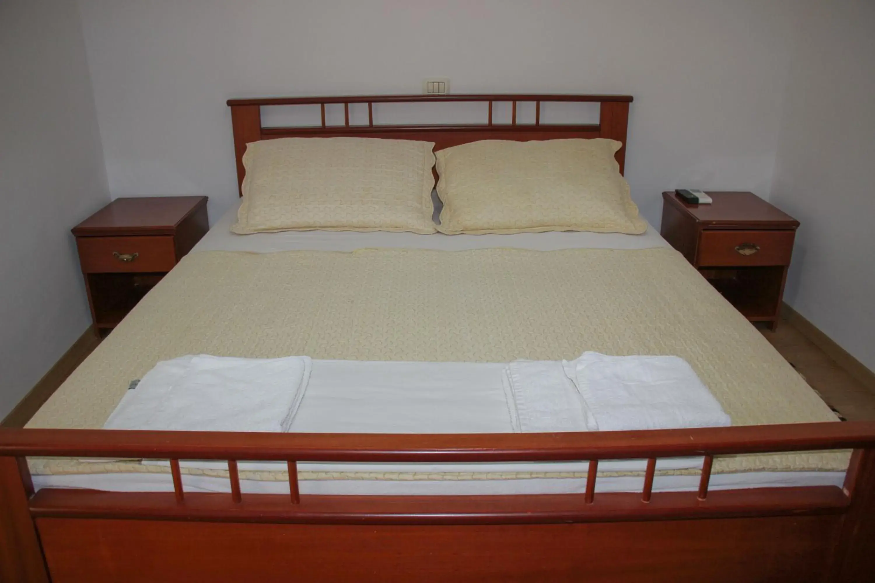 Double Room - single occupancy in Hotel Bleta Double Room - single occupancy in Hotel Bleta