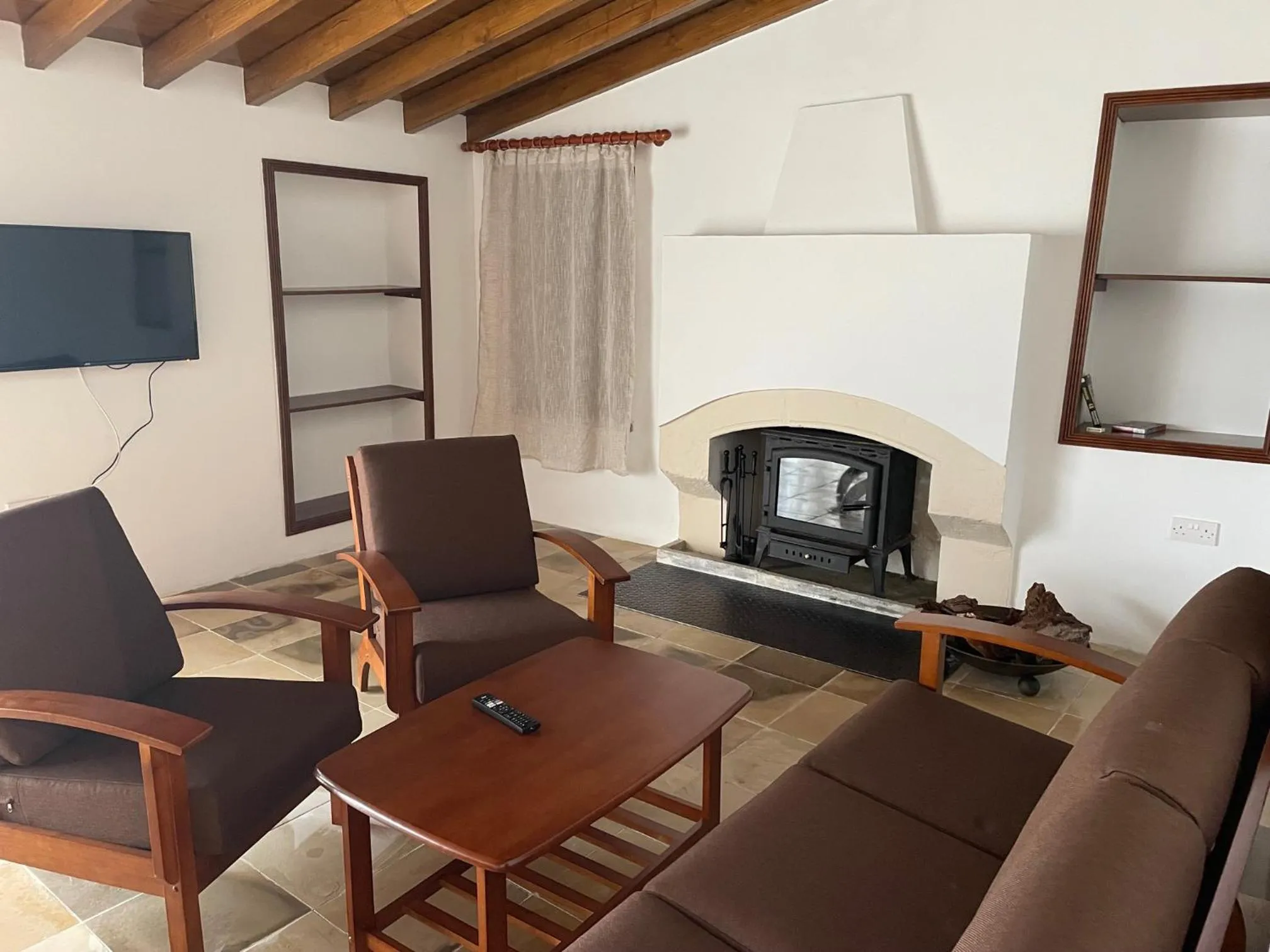 Three-Bedroom House in Omodos Katoi Holiday Homes