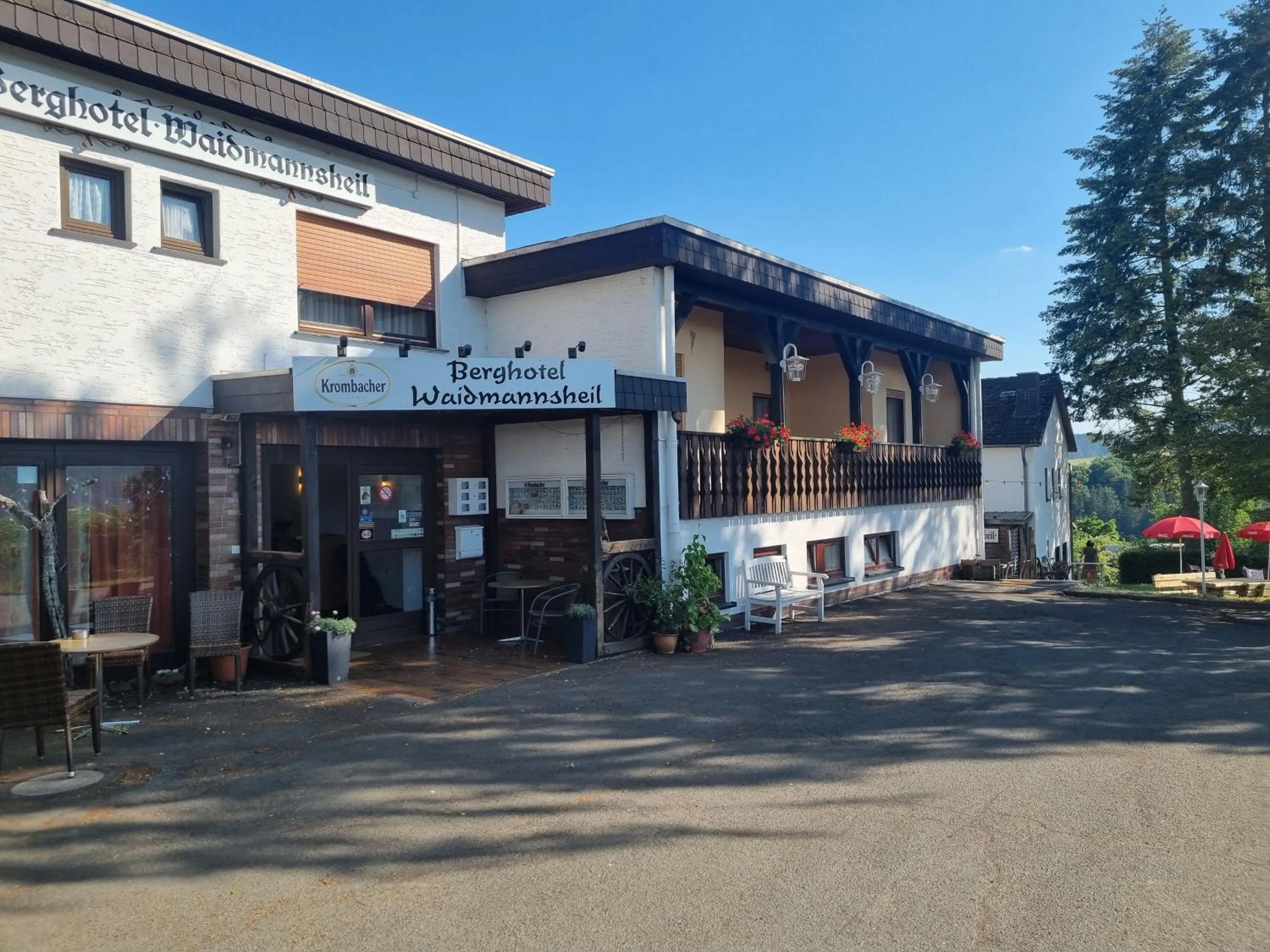 Facade/entrance in Berghotel Waidmannsheil