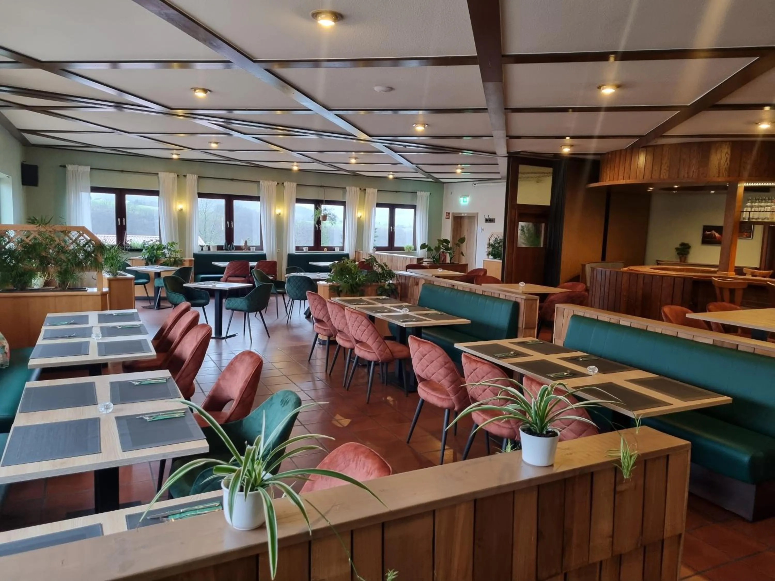 Restaurant/places to eat in Berghotel Waidmannsheil