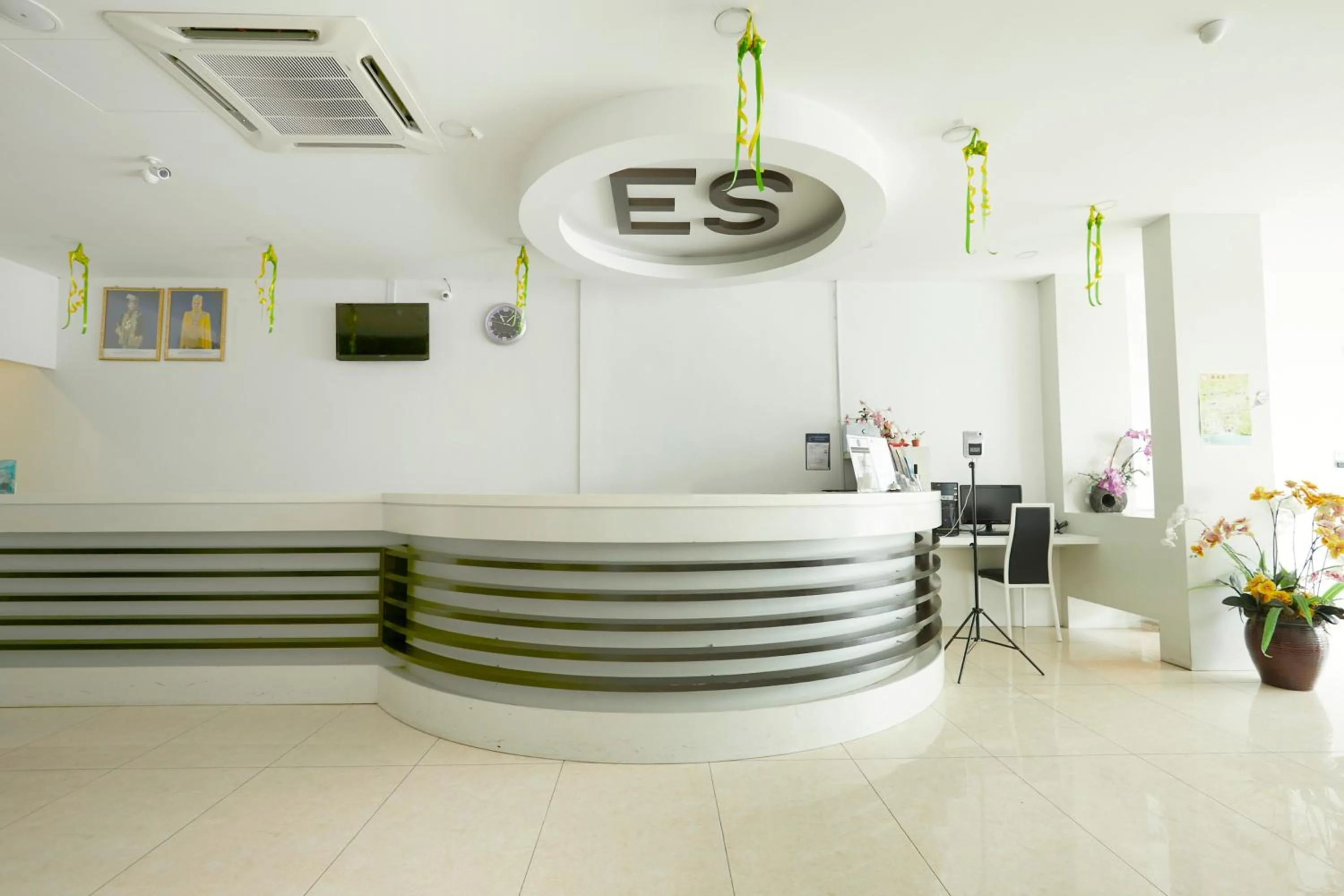 Lobby or reception in East Sun Hotel Sekinchan Self Check In